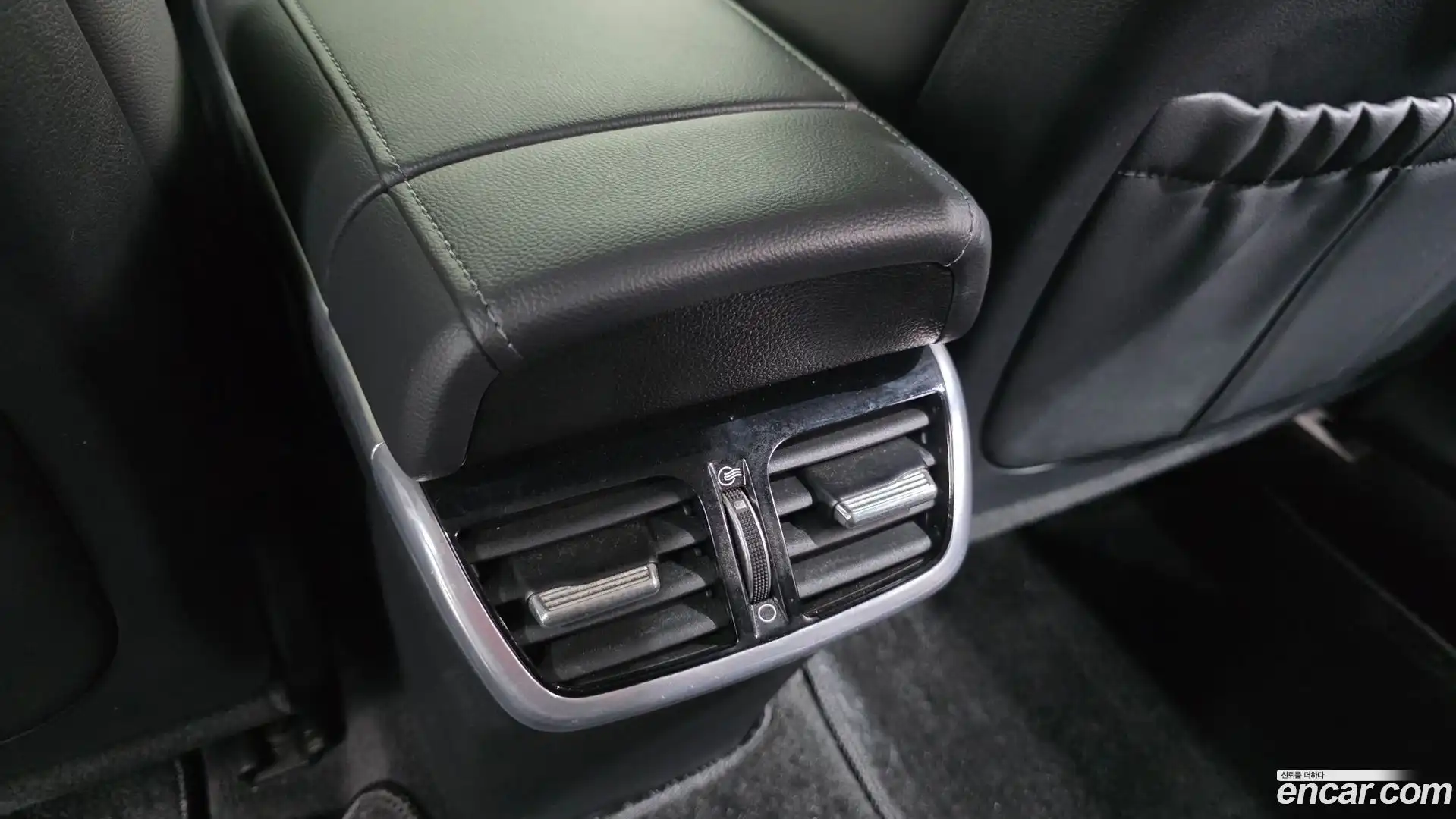 Grandeur Hyundai 2022.4-OPTION-040
