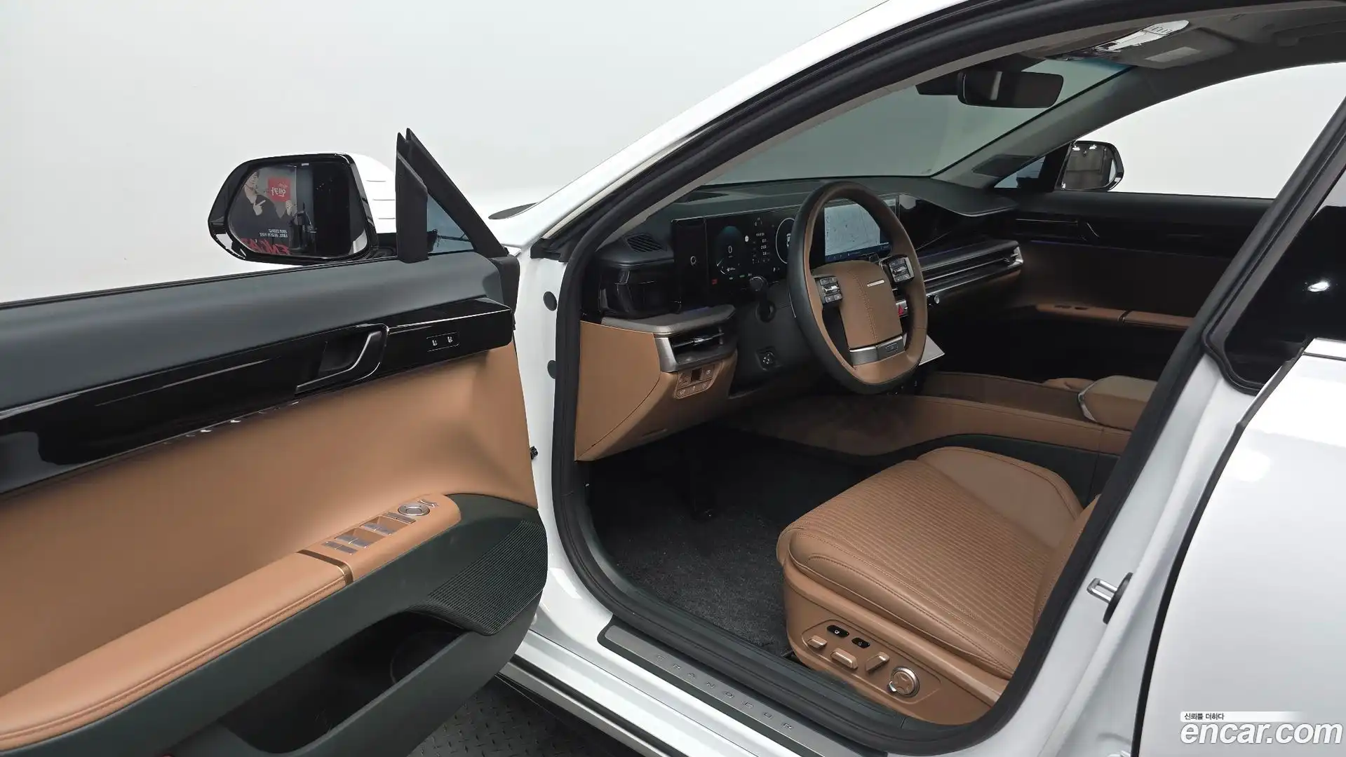 Grandeur Hyundai 2024.3-INNER-010