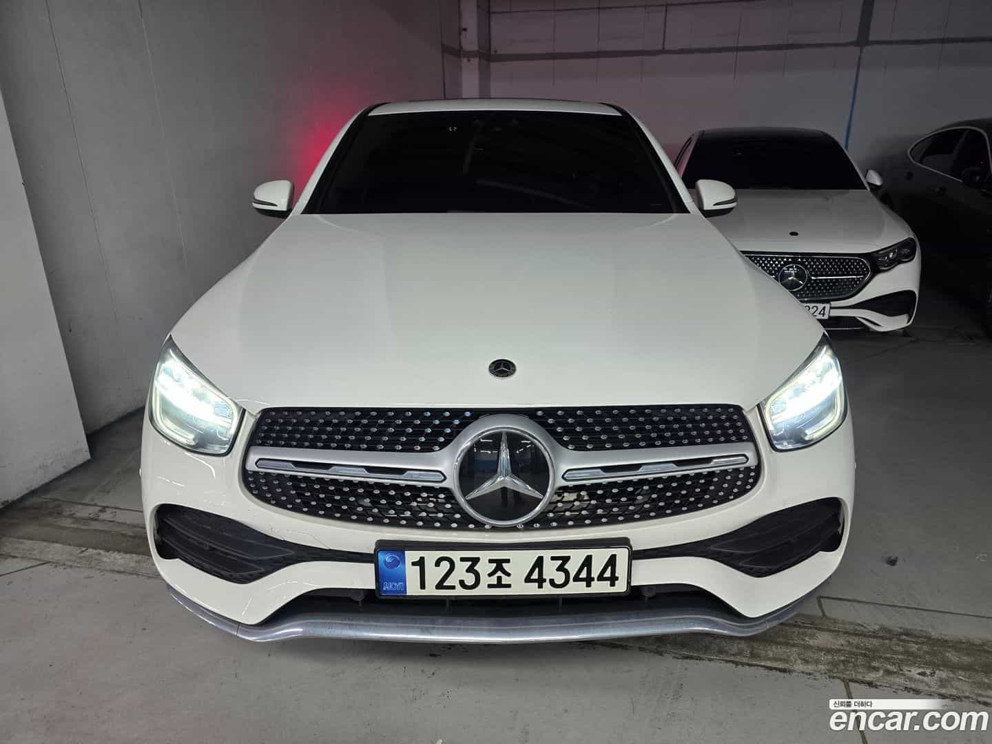 GLC-Class Mercedes-Benz 2021.1-OUTER-001
