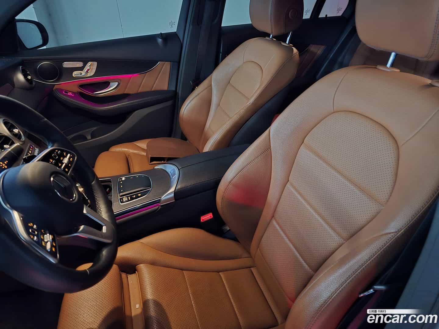 GLC-Class Mercedes-Benz 2021.1-OUTER-006