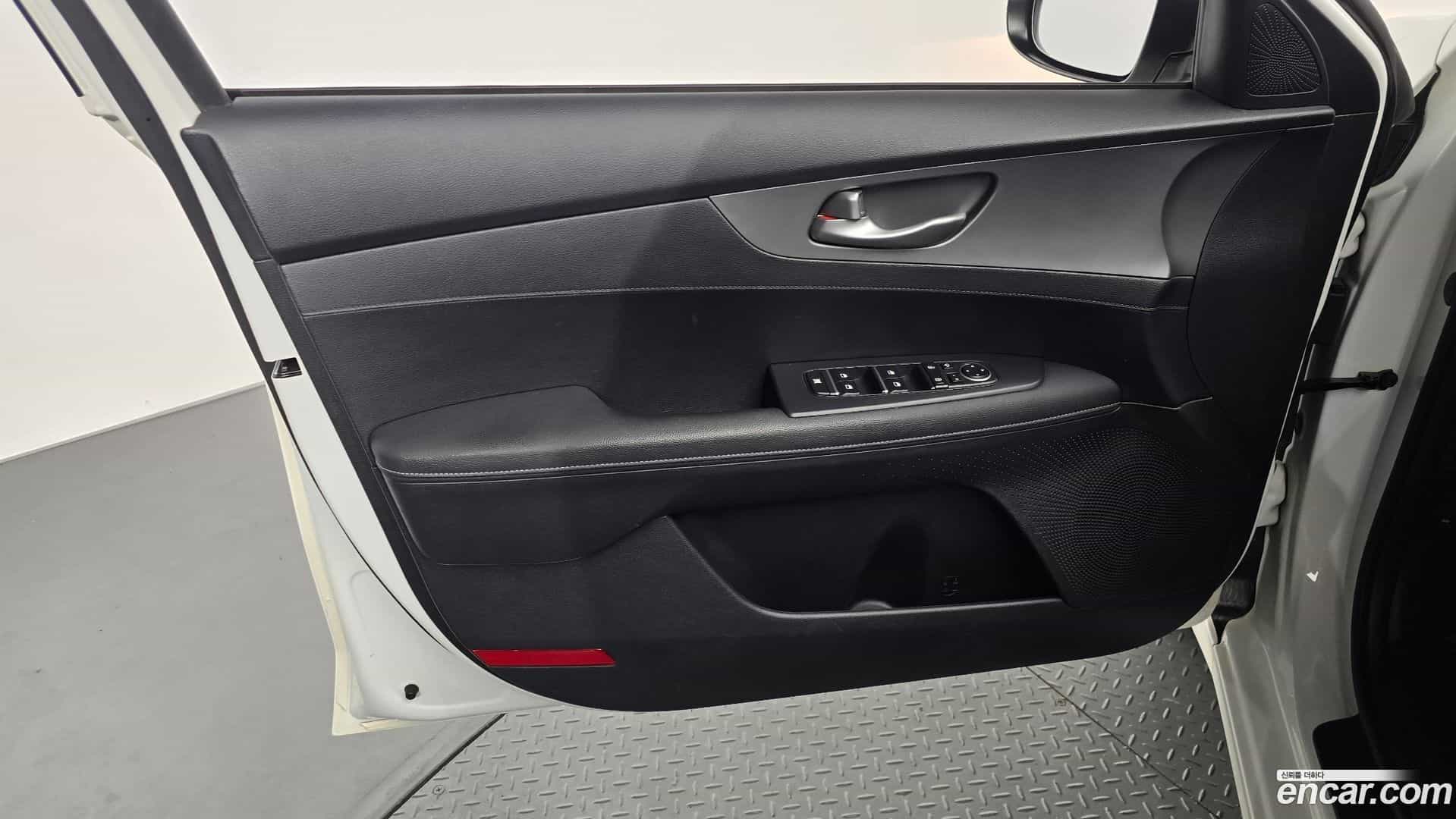 K3 Kia 2019.3-INNER-034