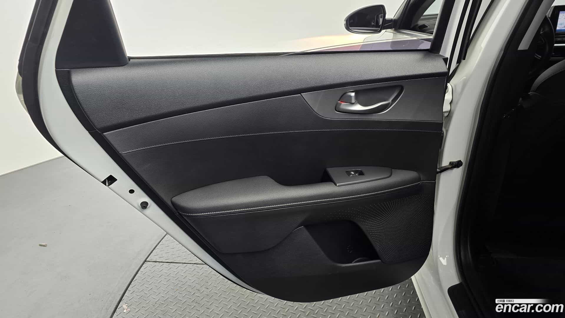 K3 Kia 2019.3-INNER-035