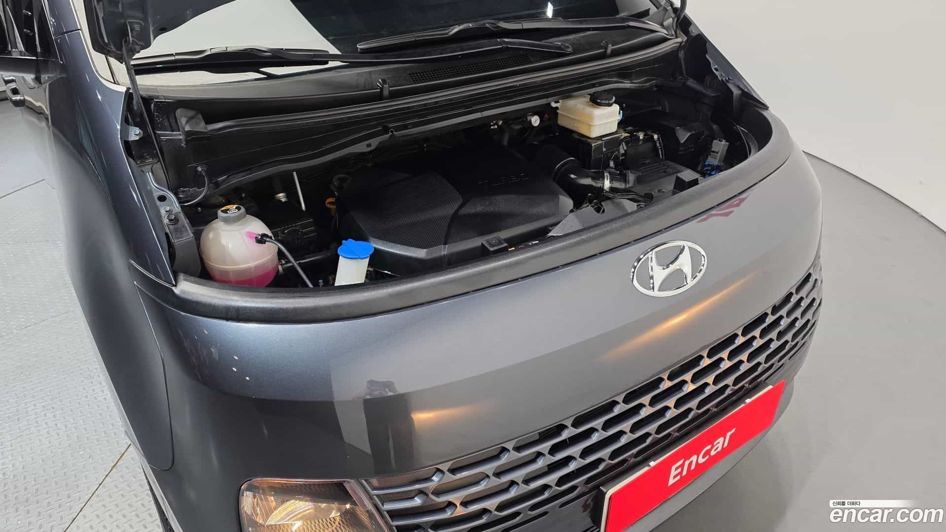 Staria Hyundai 2022.4-OUTER-006