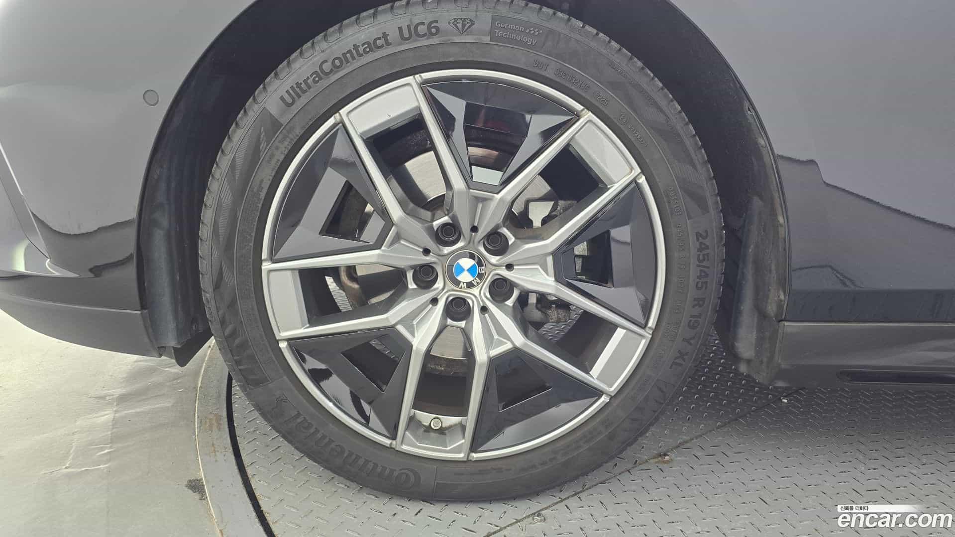 5-Series BMW 2023.11-OUTER-005