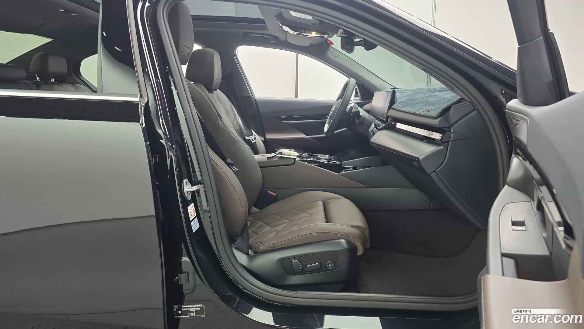5-Series BMW 2023.11-INNER-036