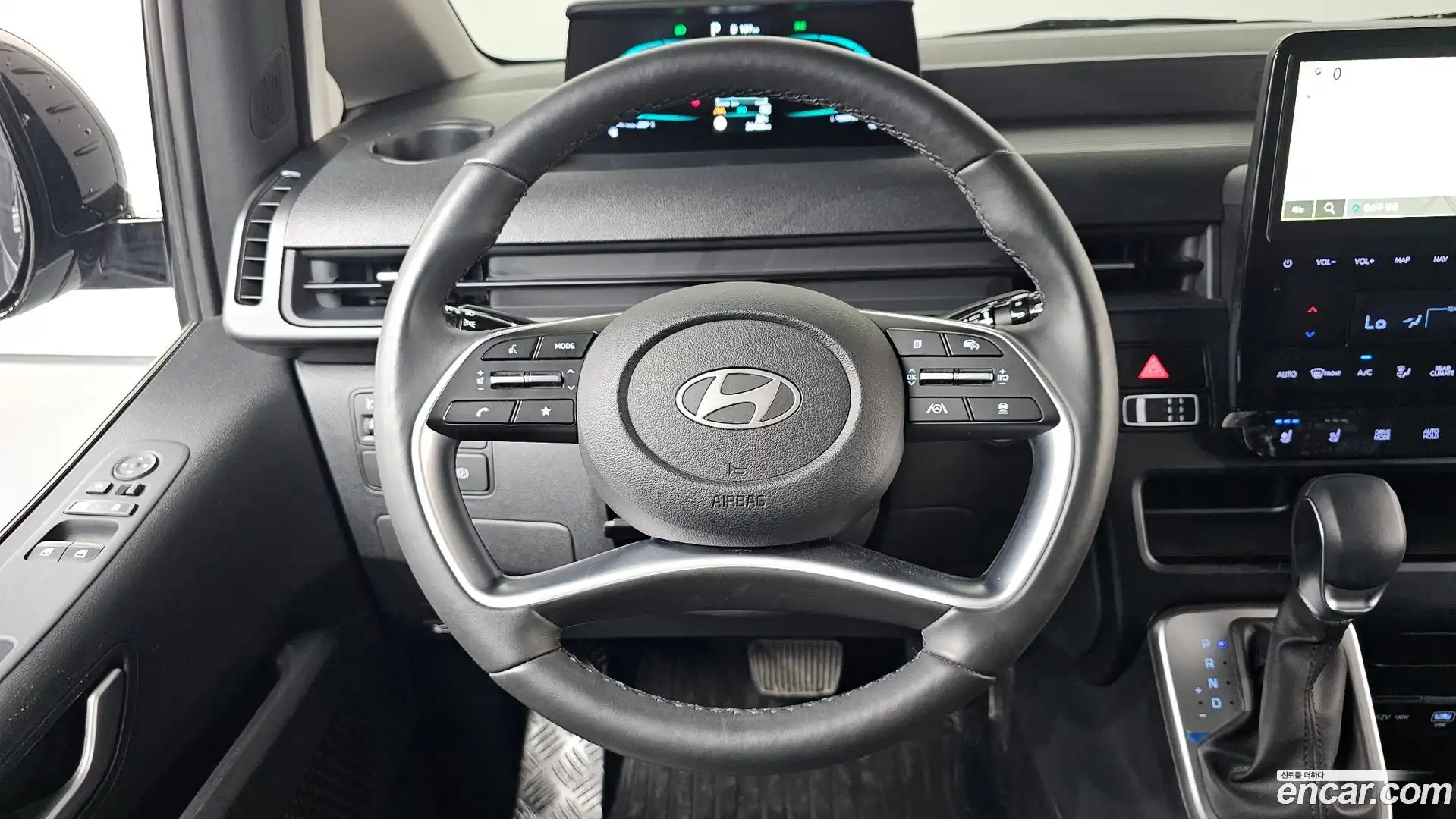 Staria Hyundai 2024.7-OPTION-018