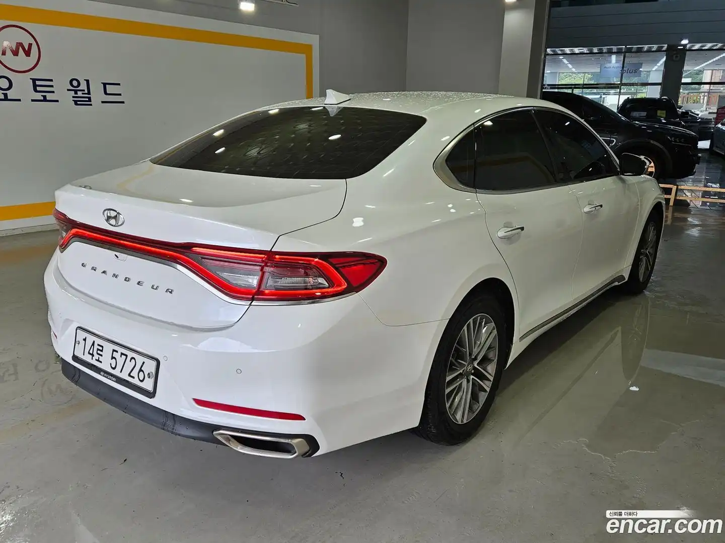 Grandeur Hyundai 2019.7-OUTER-004