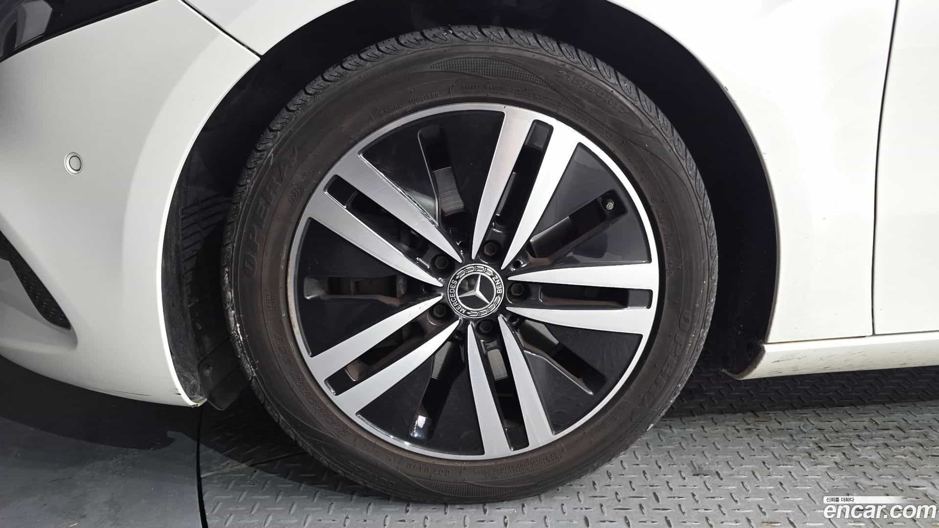 A-Class Mercedes-Benz 2021.2-OUTER-005