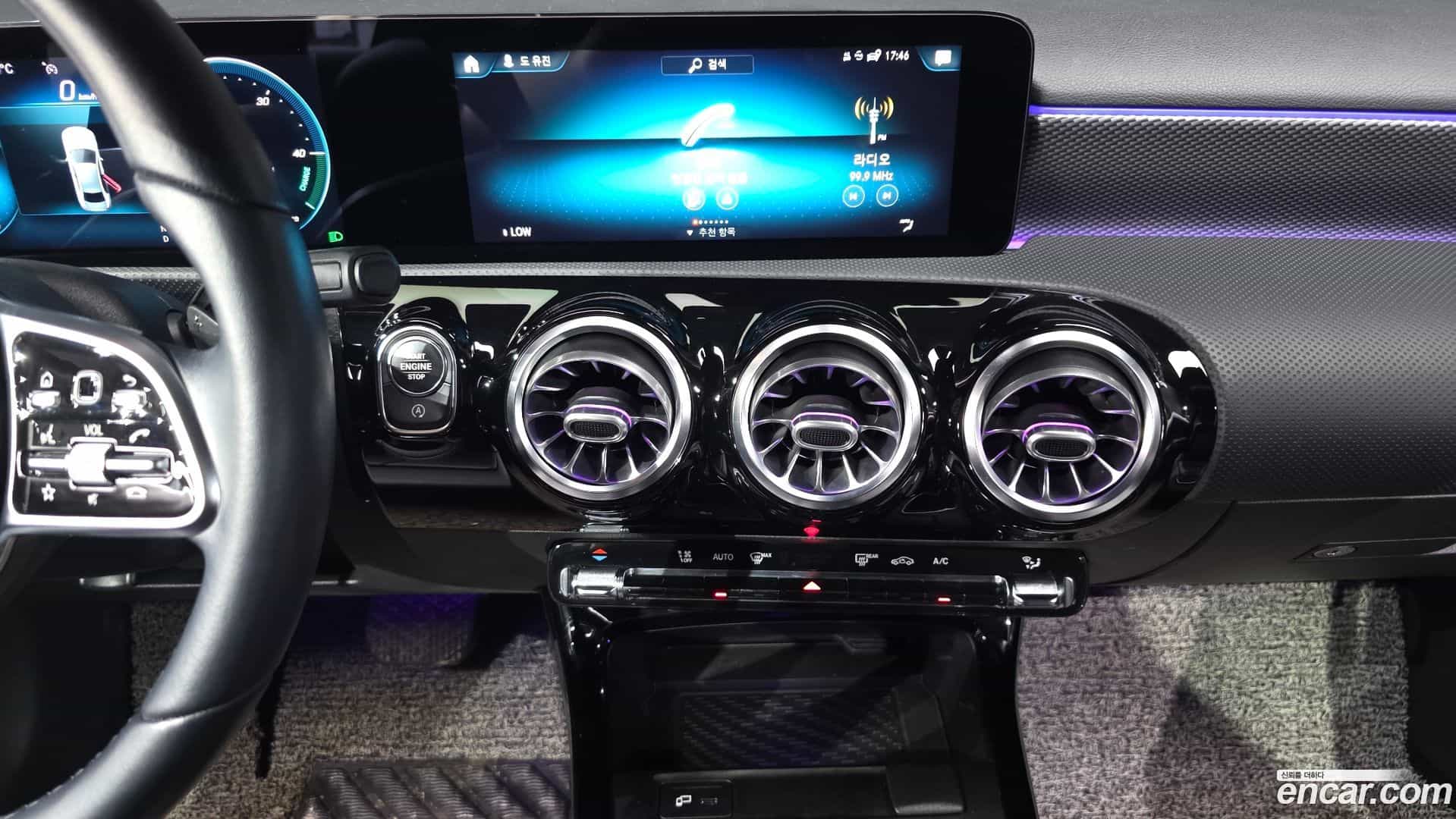 A-Class Mercedes-Benz 2021.2-OPTION-017