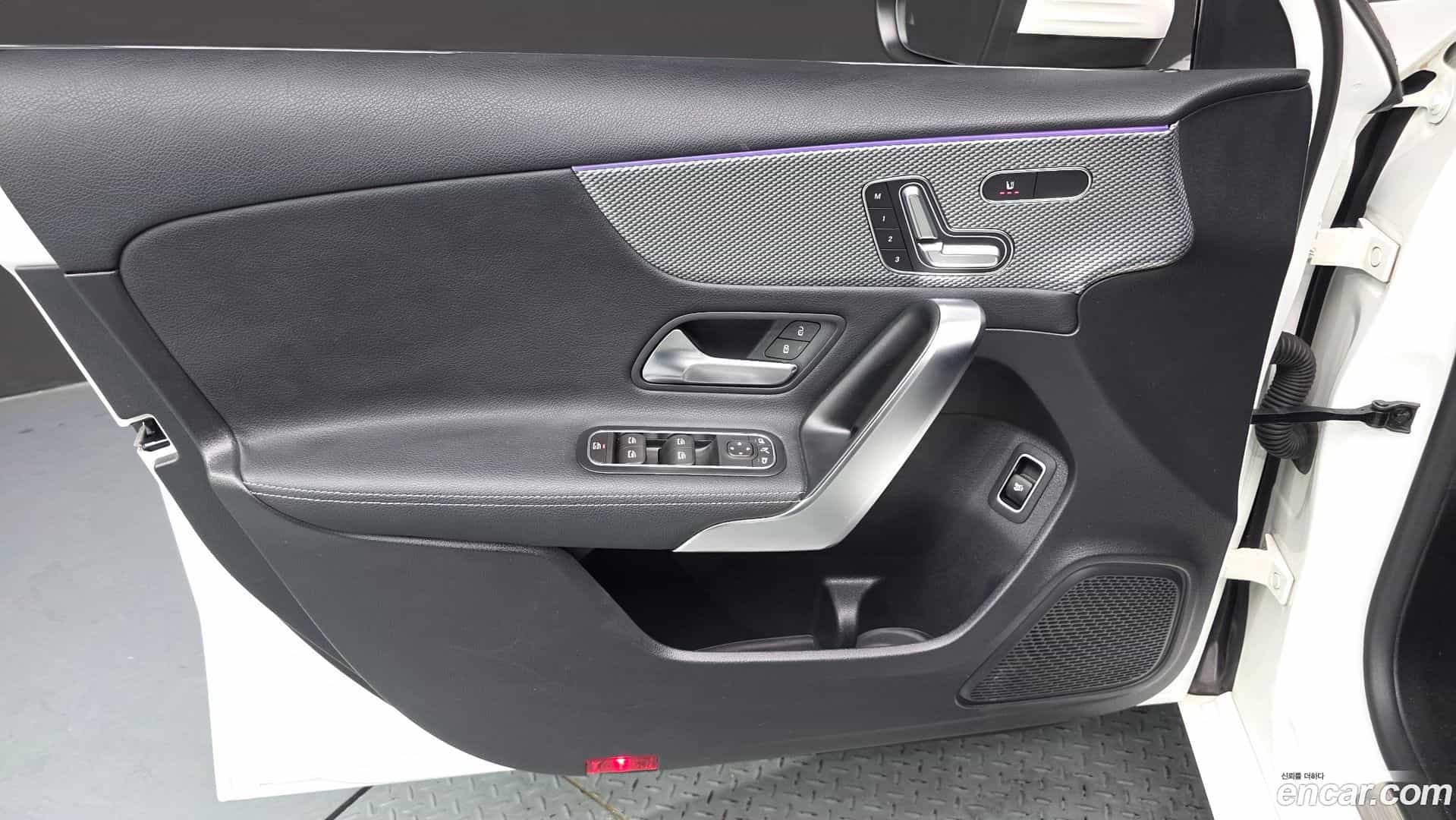 A-Class Mercedes-Benz 2021.2-INNER-034