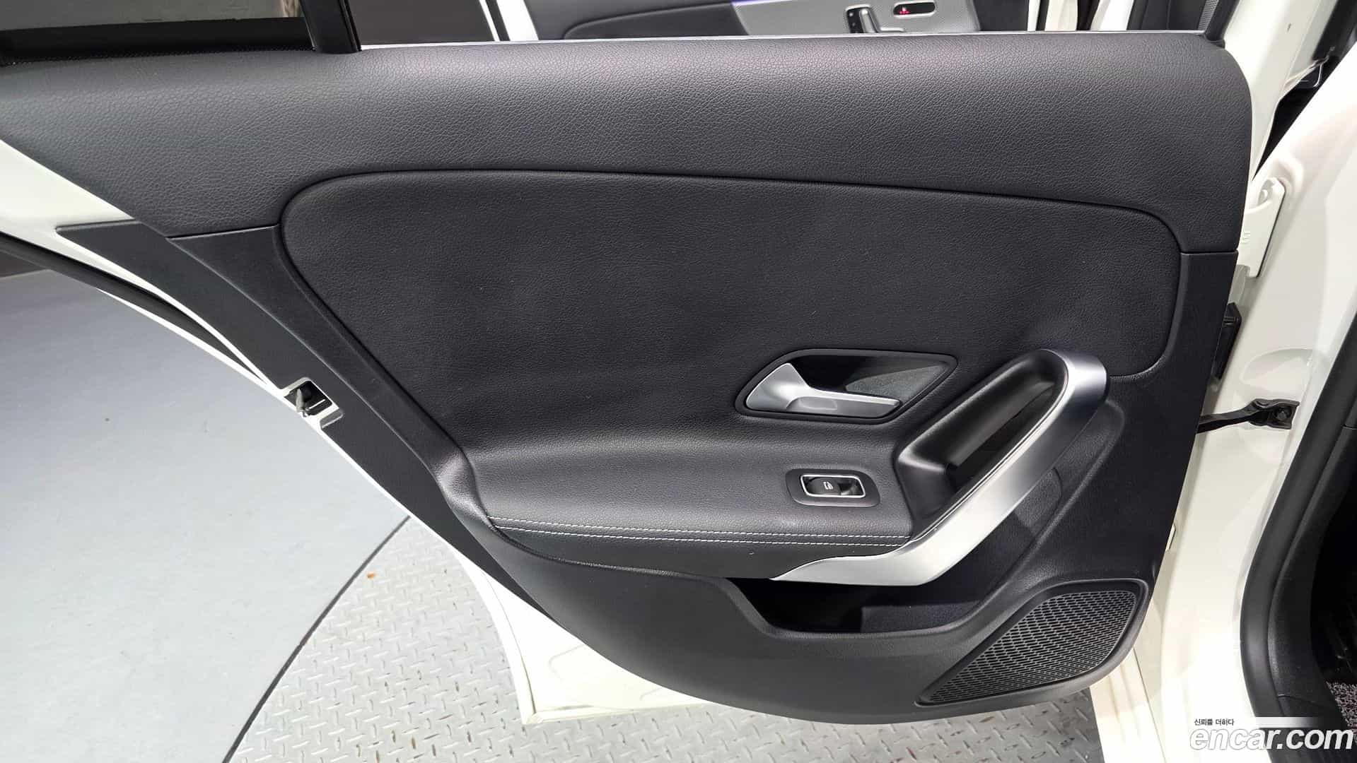 A-Class Mercedes-Benz 2021.2-INNER-035