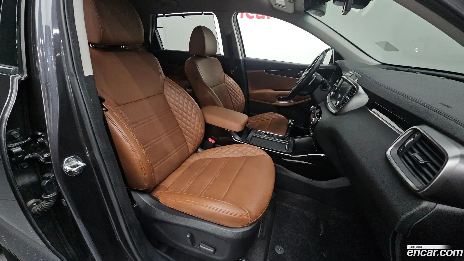 Sorento Kia 2019.5-OPTION-015
