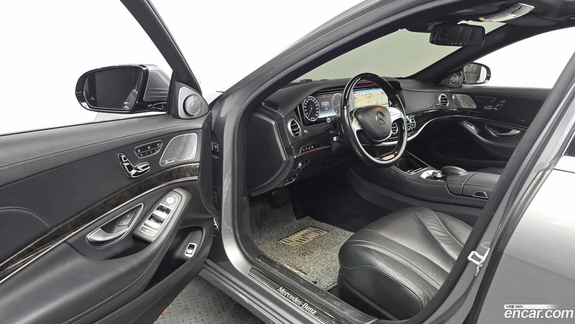 S-Class Mercedes-Benz 2014.7-INNER-010