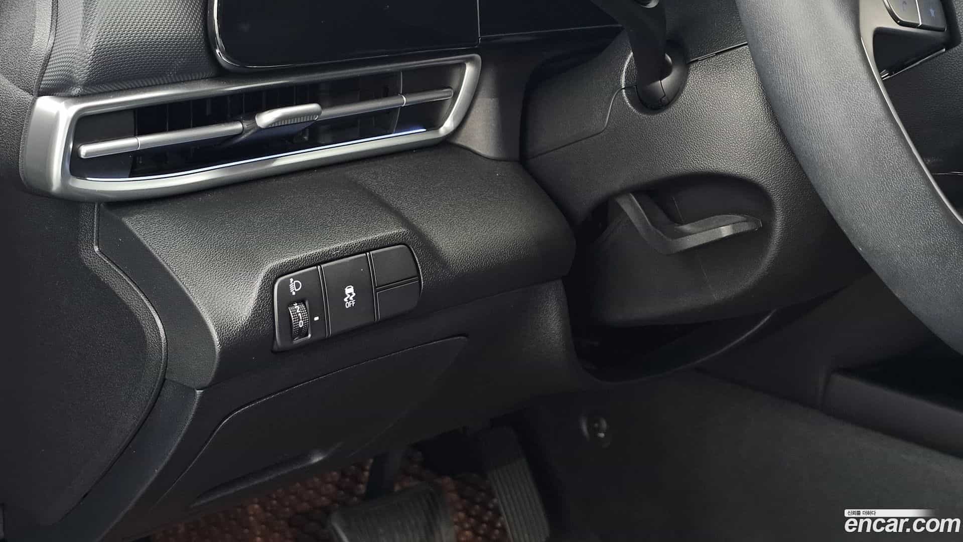 AVANTE Hyundai 2023.3-OPTION-021