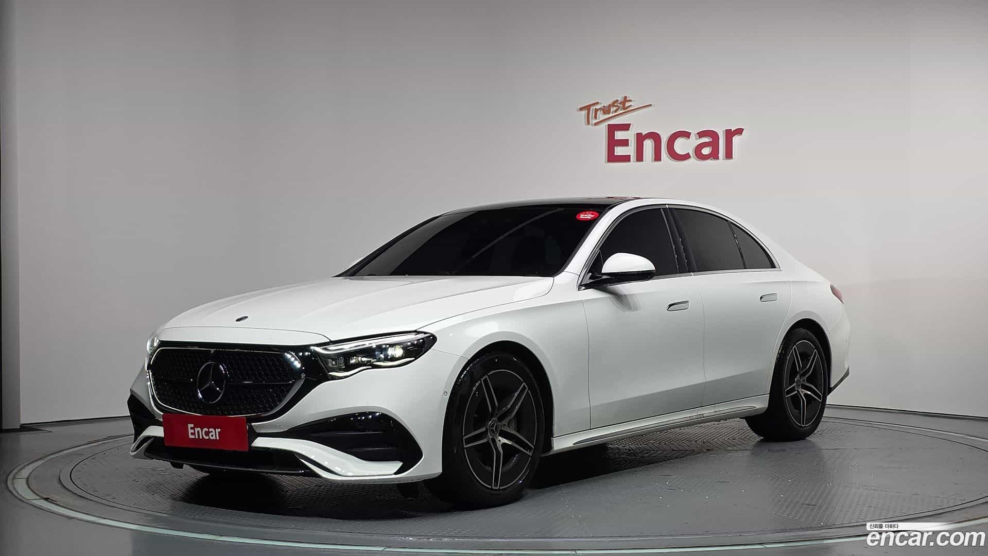 E-Class Mercedes-Benz 2026.2-OUTER-001