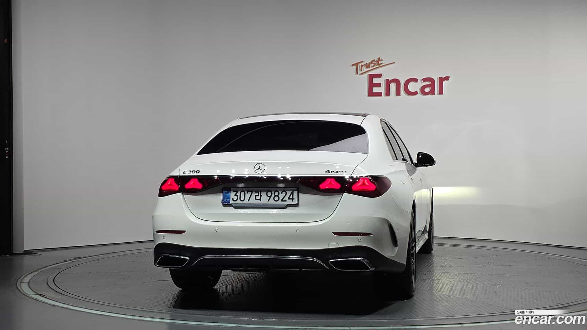 E-Class Mercedes-Benz 2026.2-OUTER-004