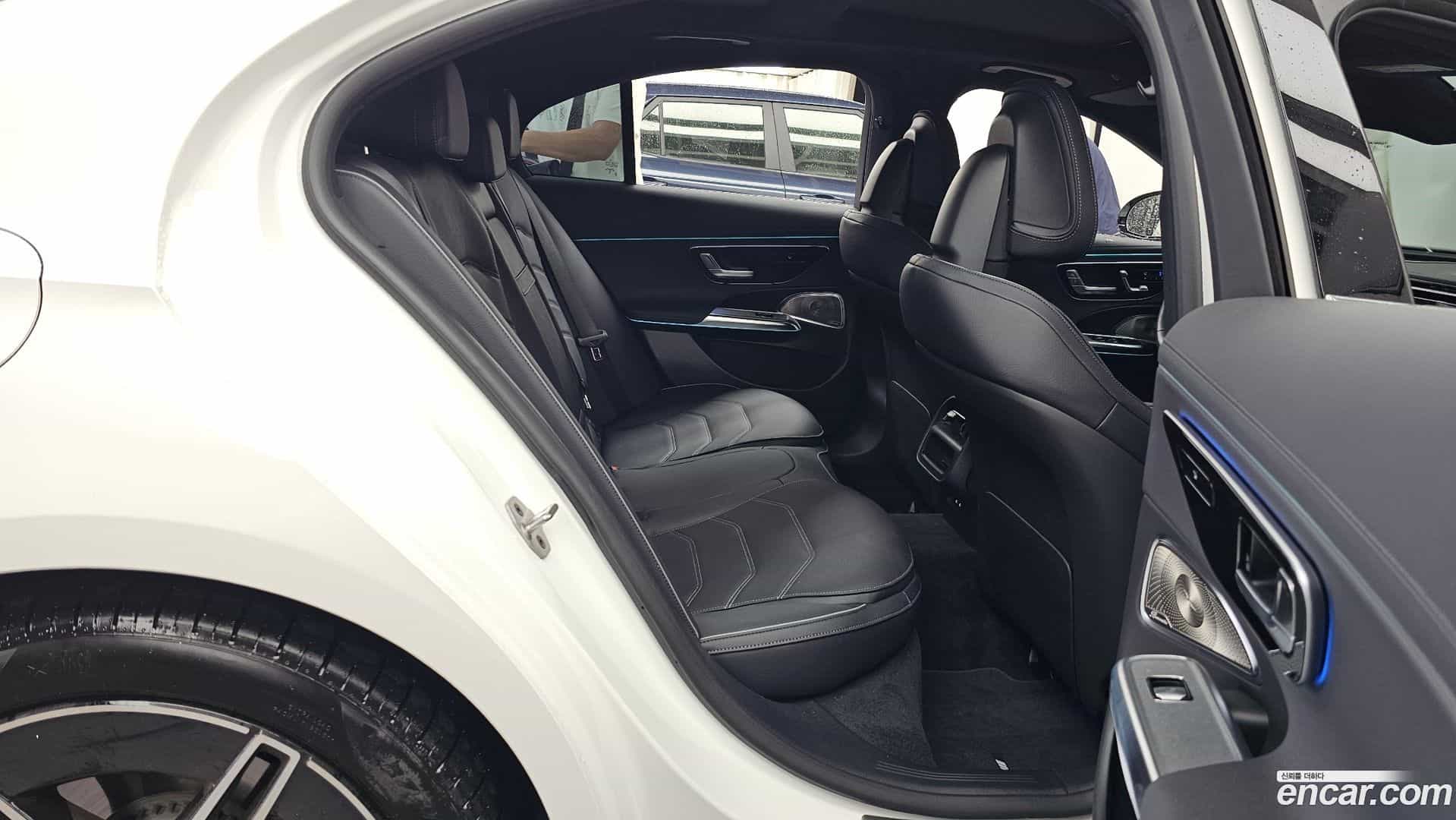 E-Class Mercedes-Benz 2026.2-OPTION-016