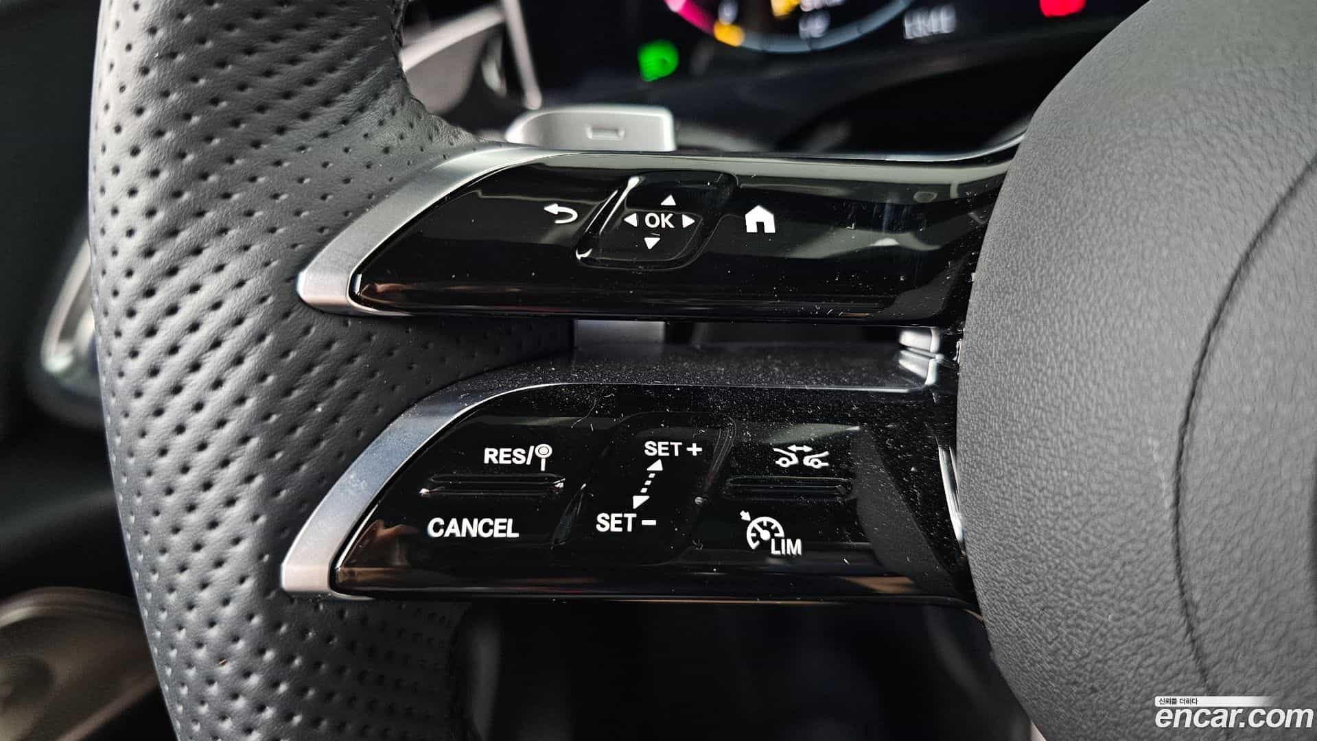 E-Class Mercedes-Benz 2026.2-OPTION-046