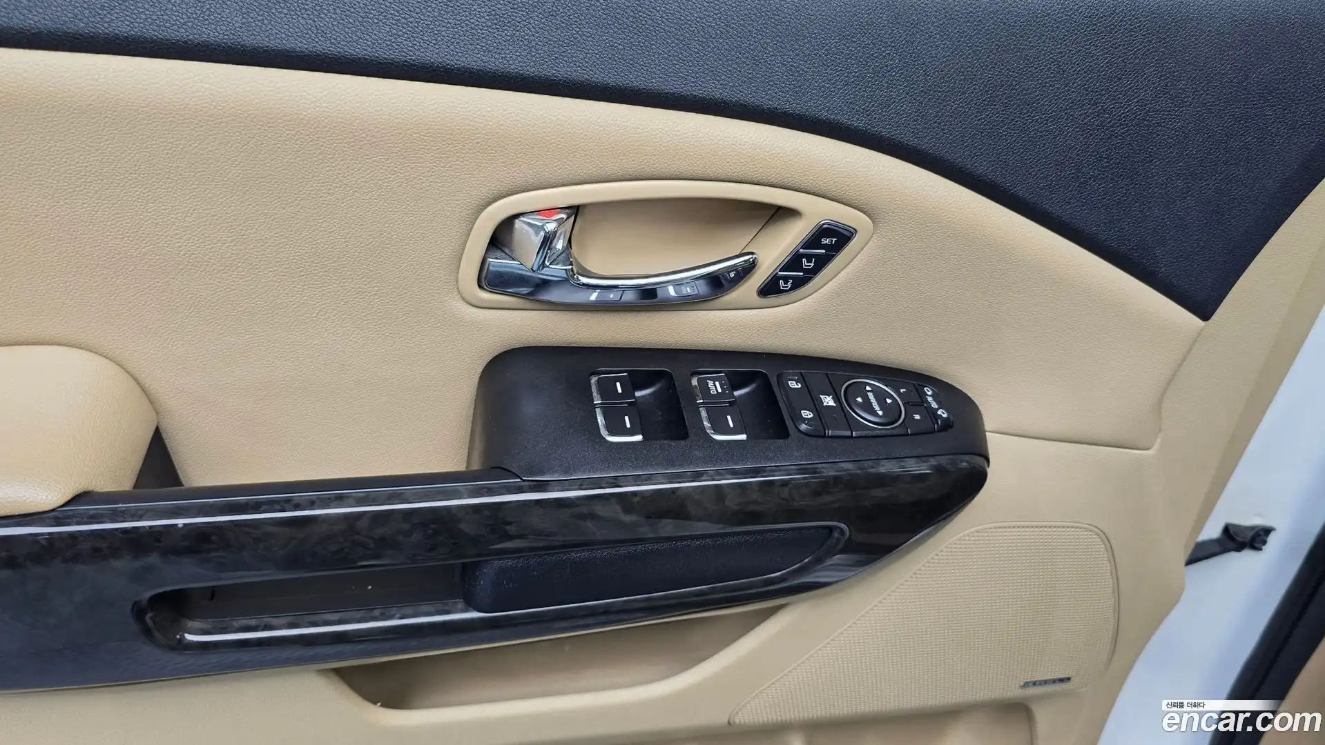 Canival Kia 2019.0-OPTION-042