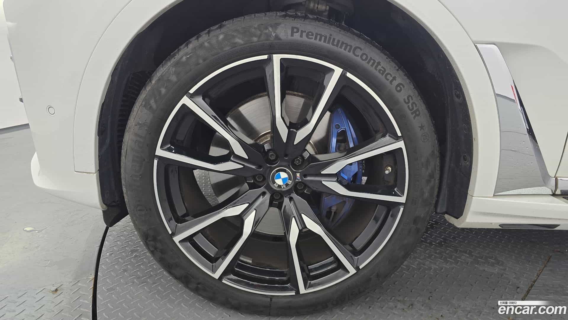 X7 BMW 2022.7-OUTER-005