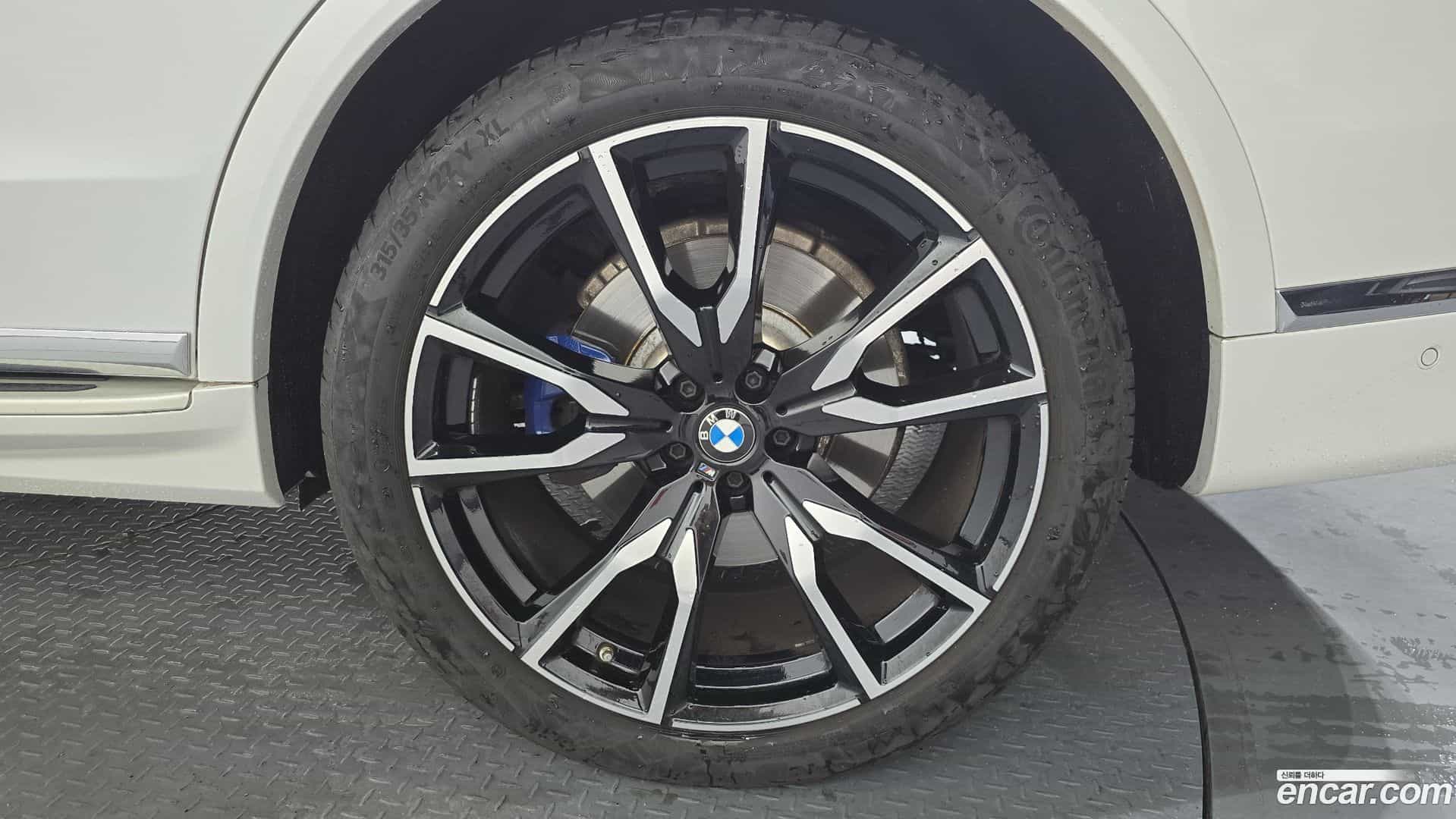 X7 BMW 2022.7-OUTER-031
