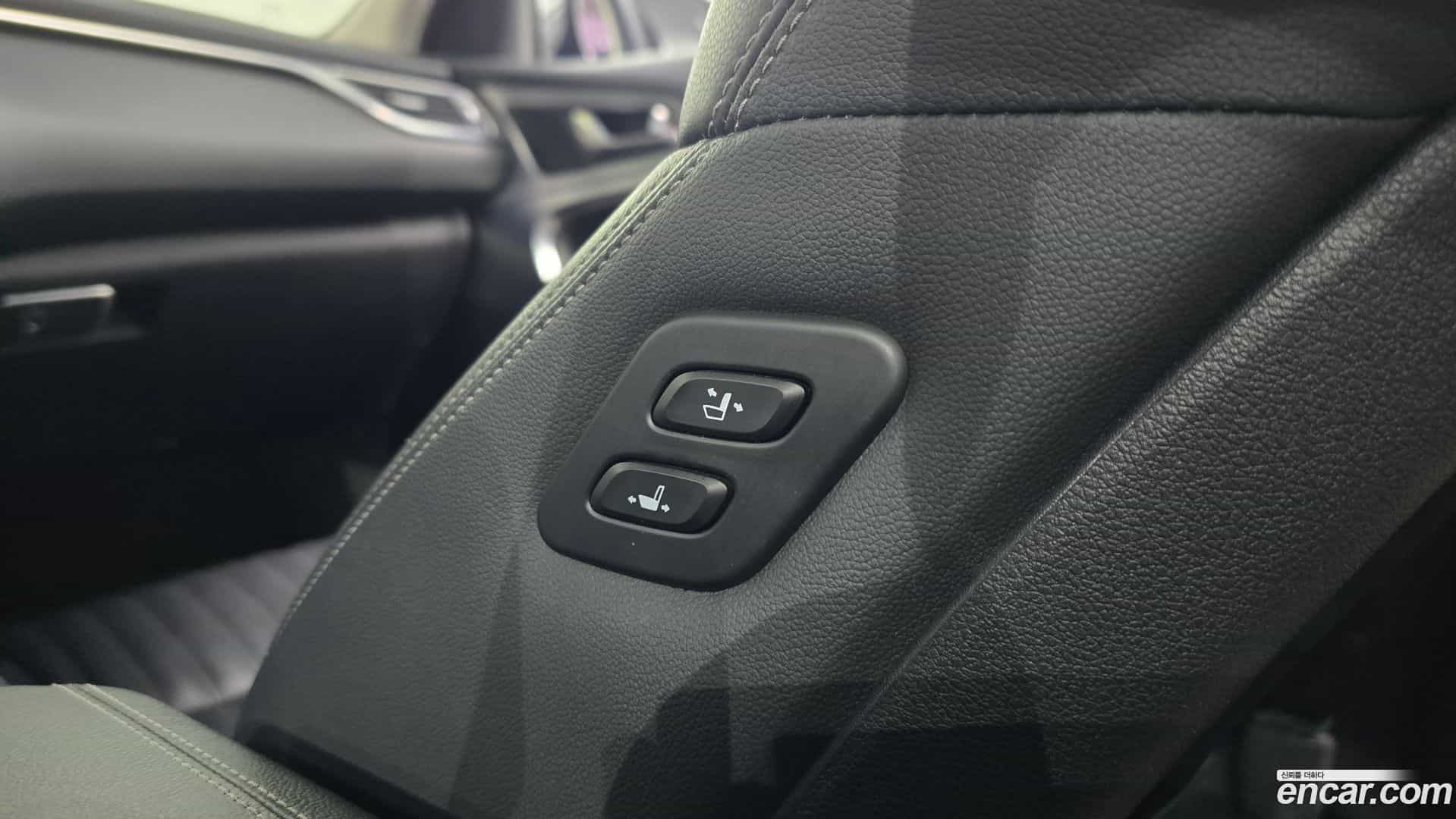 G70 Genesis 2019.1-OPTION-042