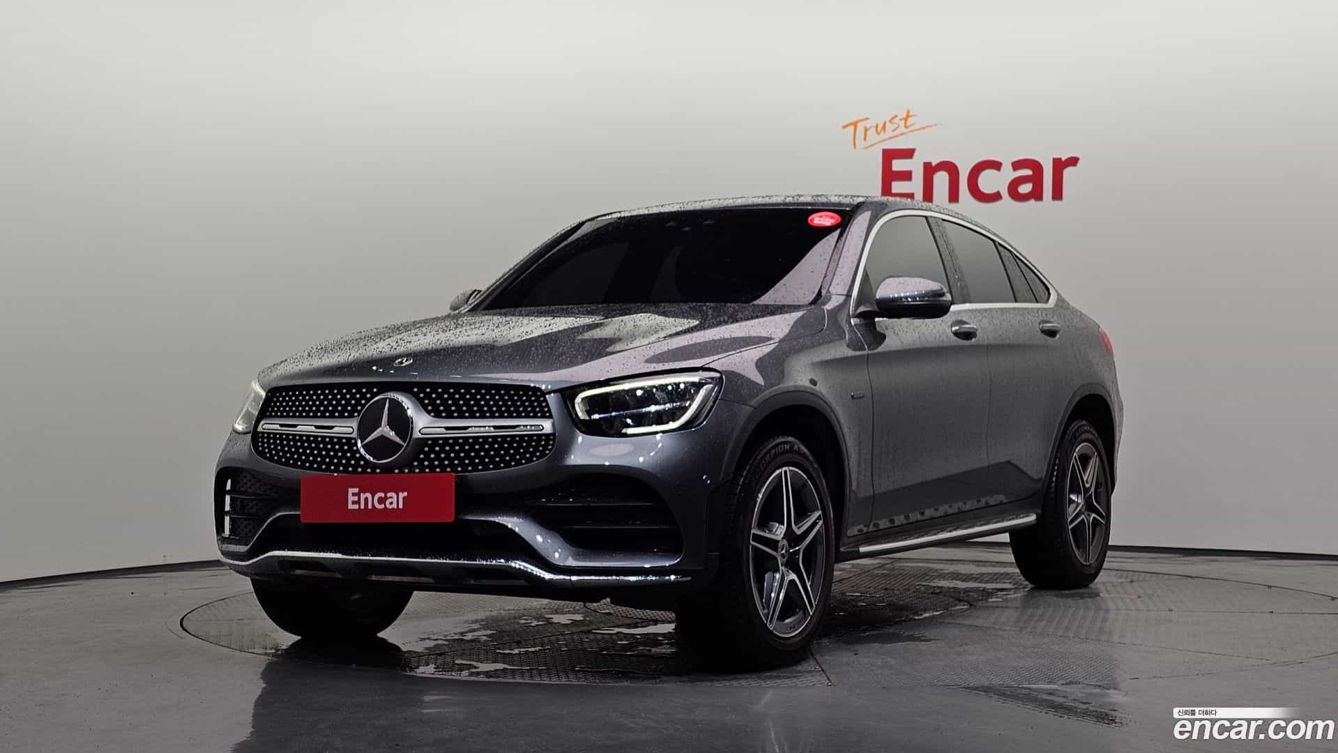 GLC-Class Mercedes-Benz 2021.6-OUTER-001