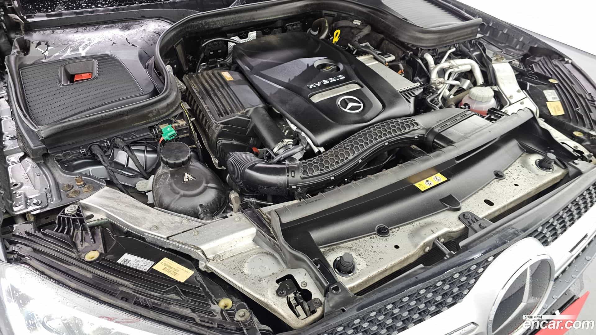 GLC-Class Mercedes-Benz 2021.6-OUTER-006