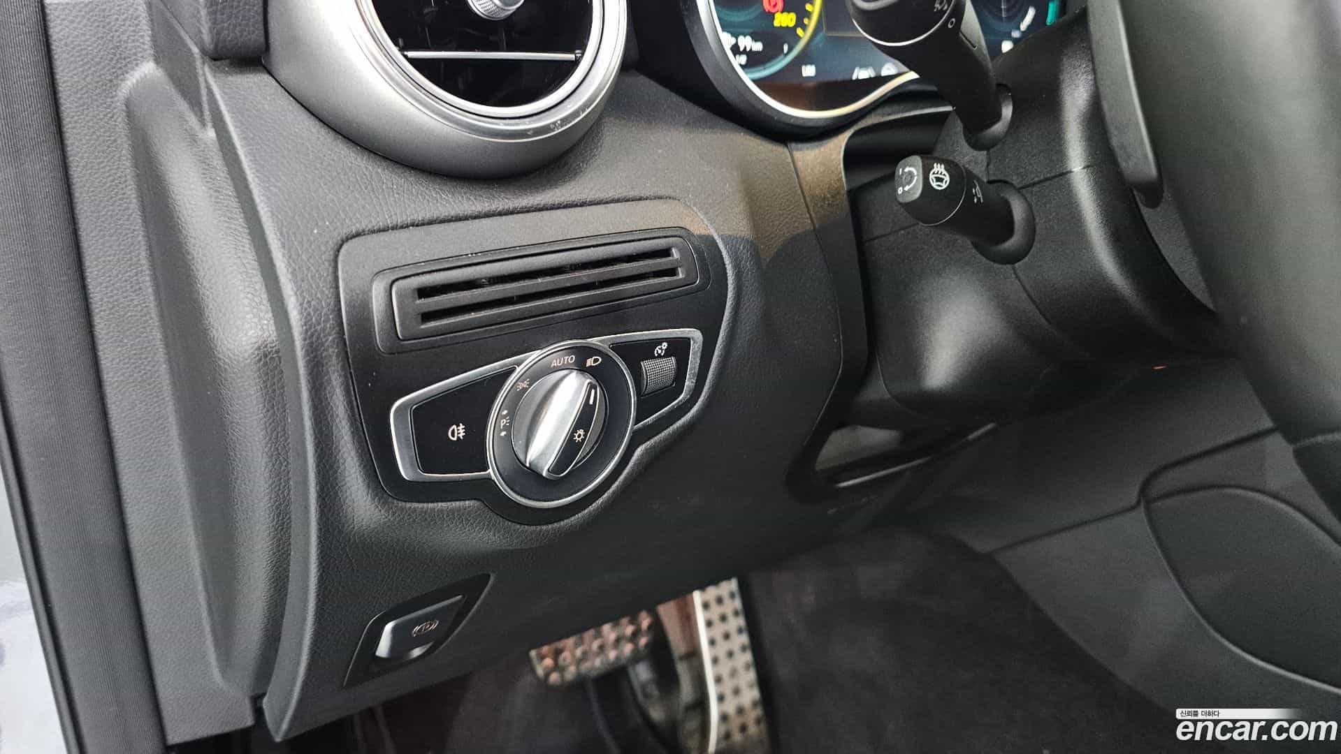 GLC-Class Mercedes-Benz 2021.6-OPTION-041