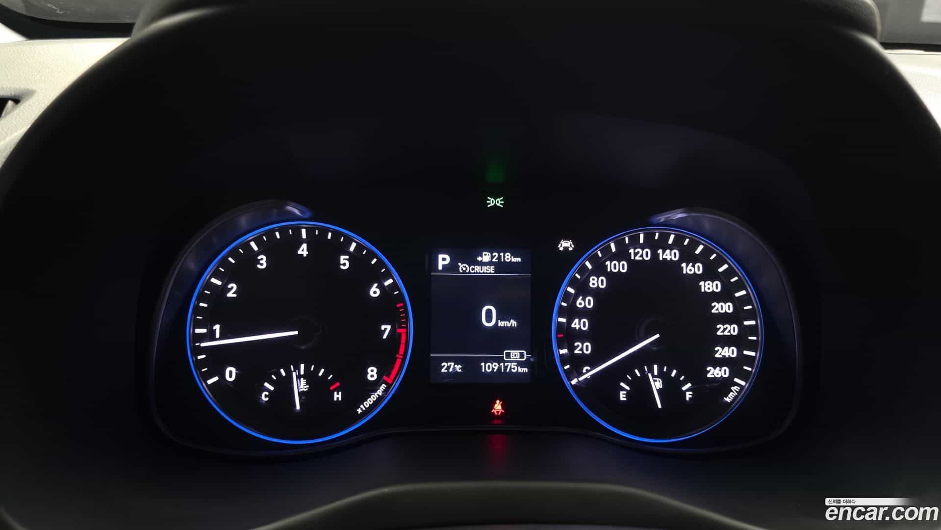 Kona Hyundai 2019.1-INNER-008