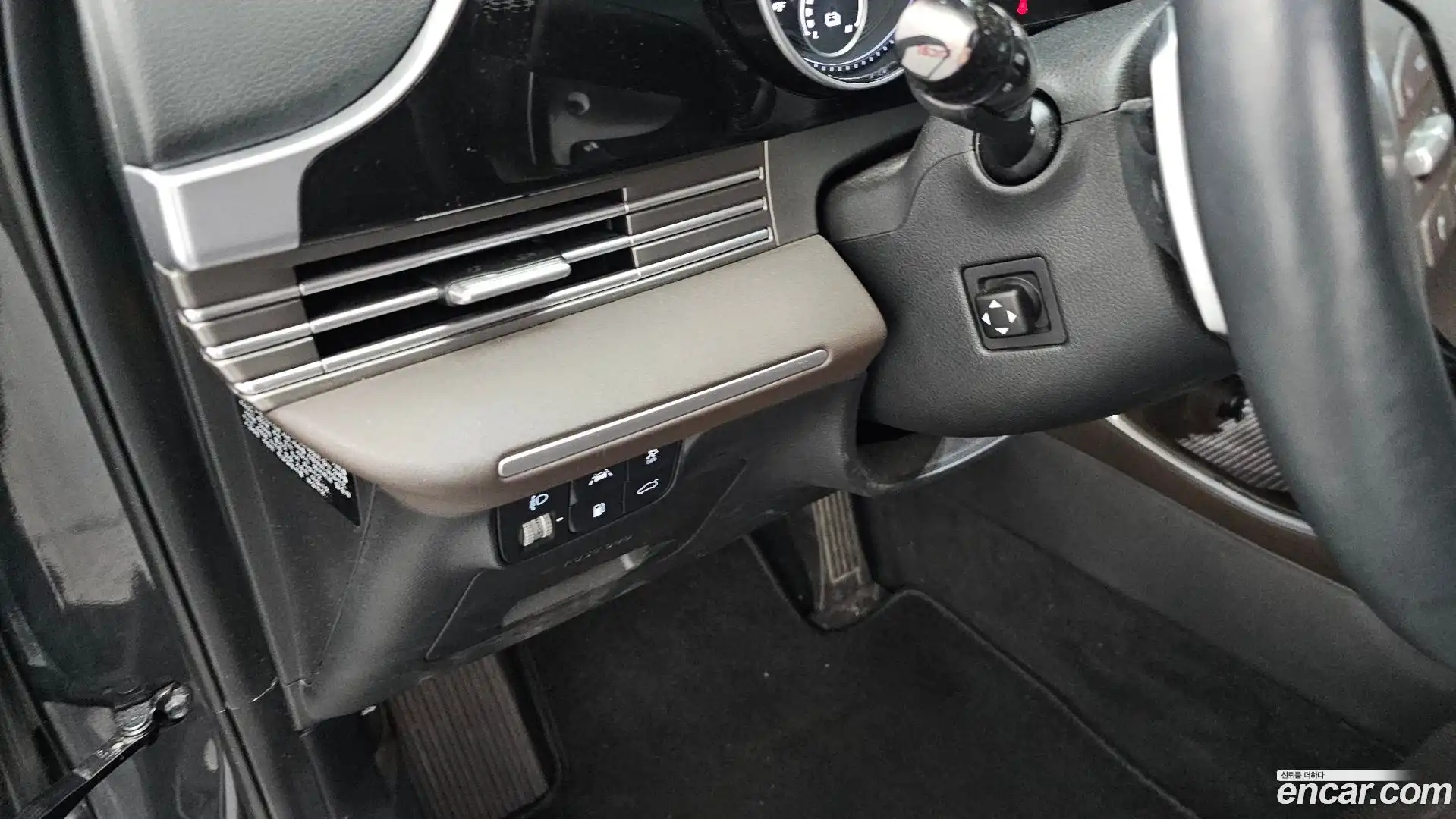 Grandeur Hyundai 2020.4-OPTION-042