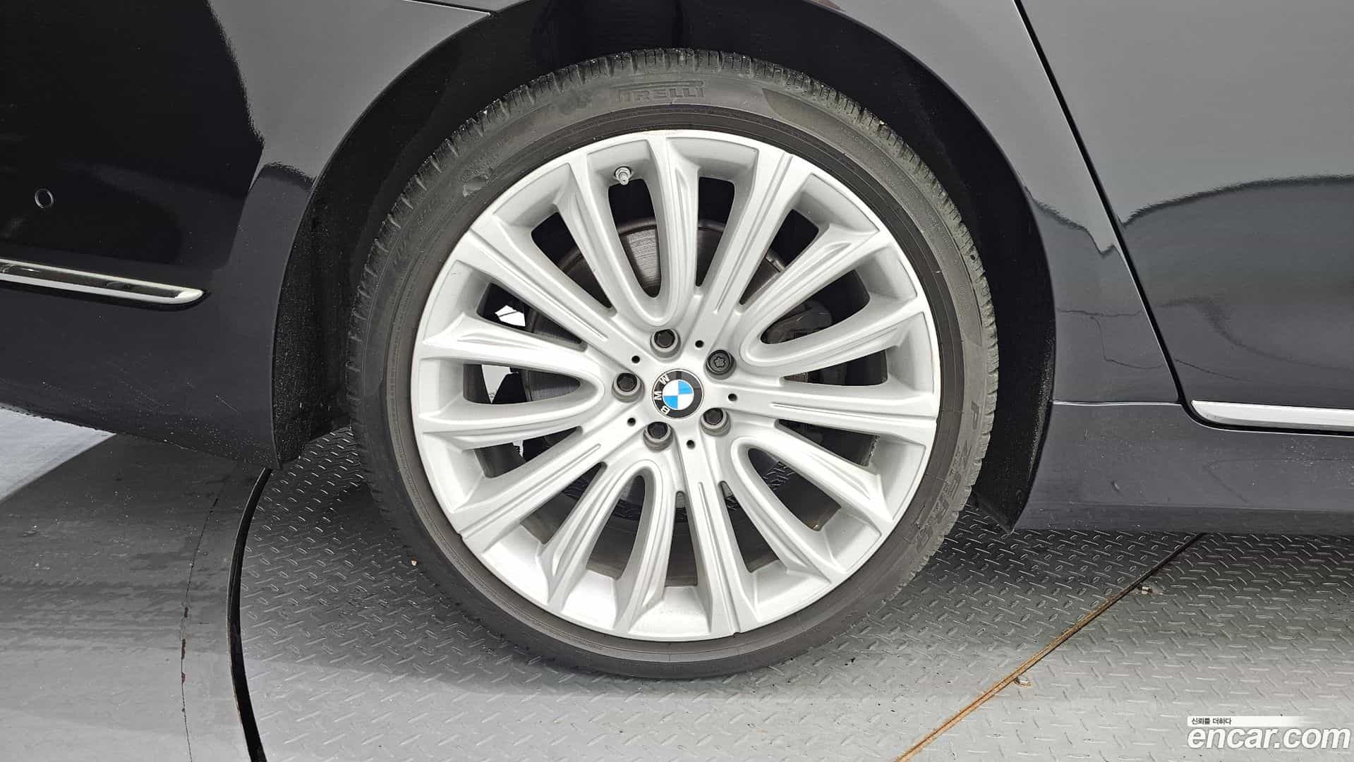 7-Series BMW 2015.10-OUTER-005