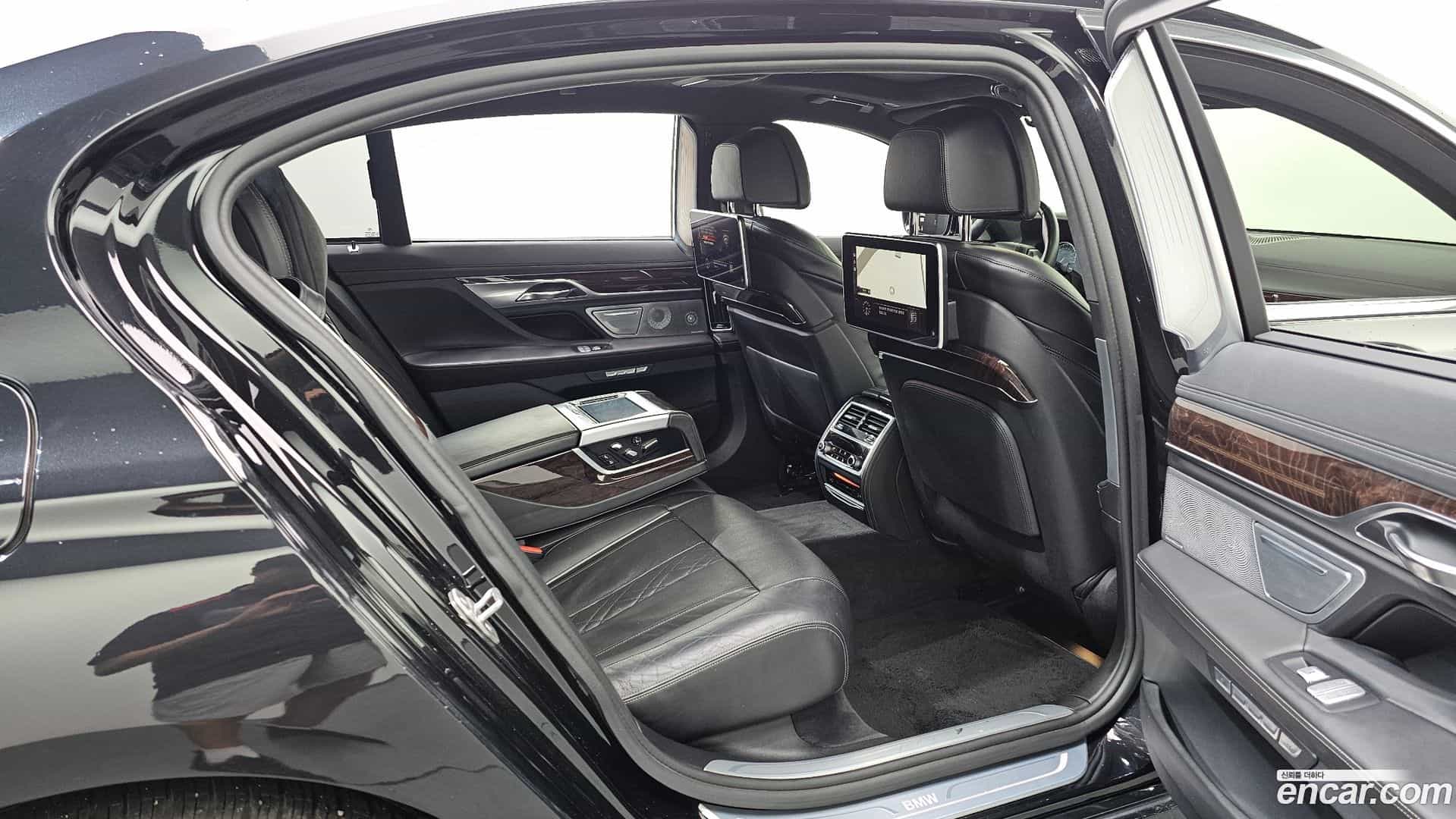 7-Series BMW 2015.10-OPTION-016