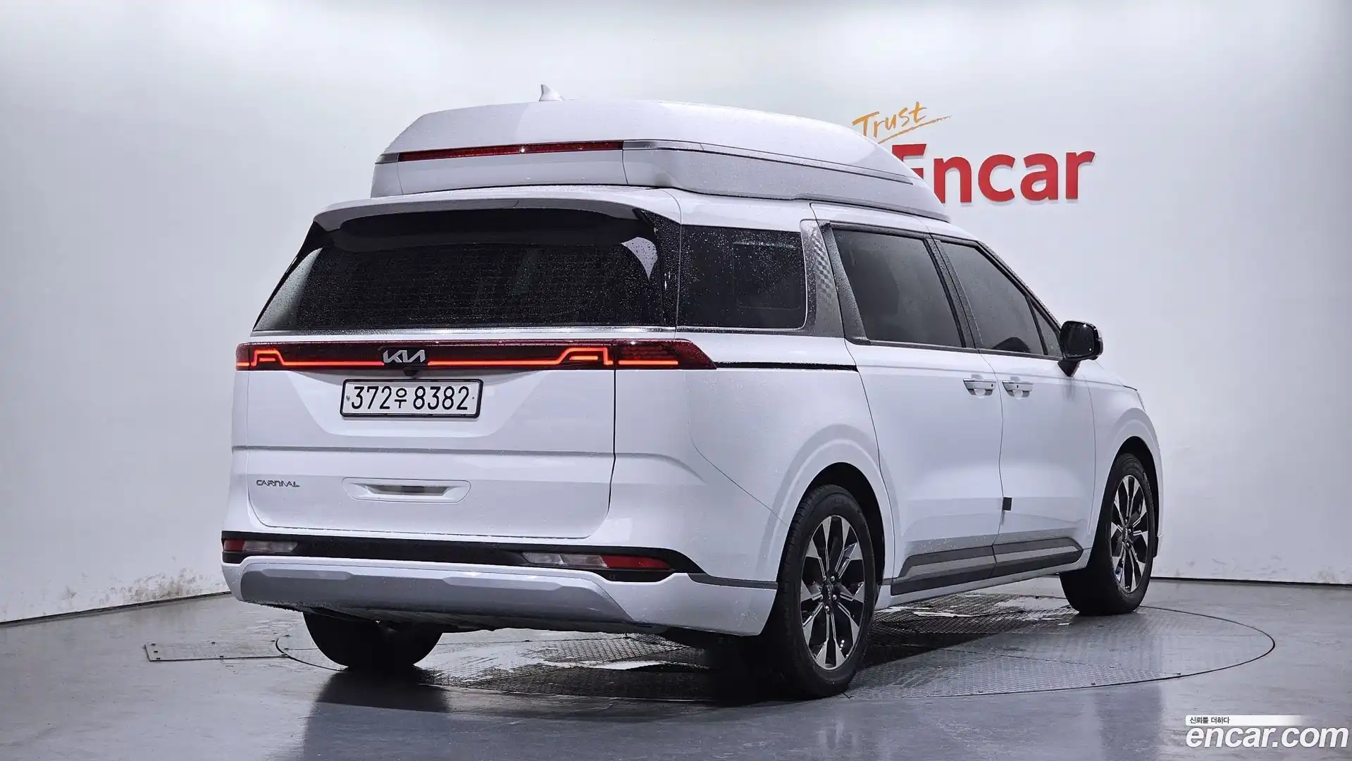 Canival Kia 2022.11-OUTER-002