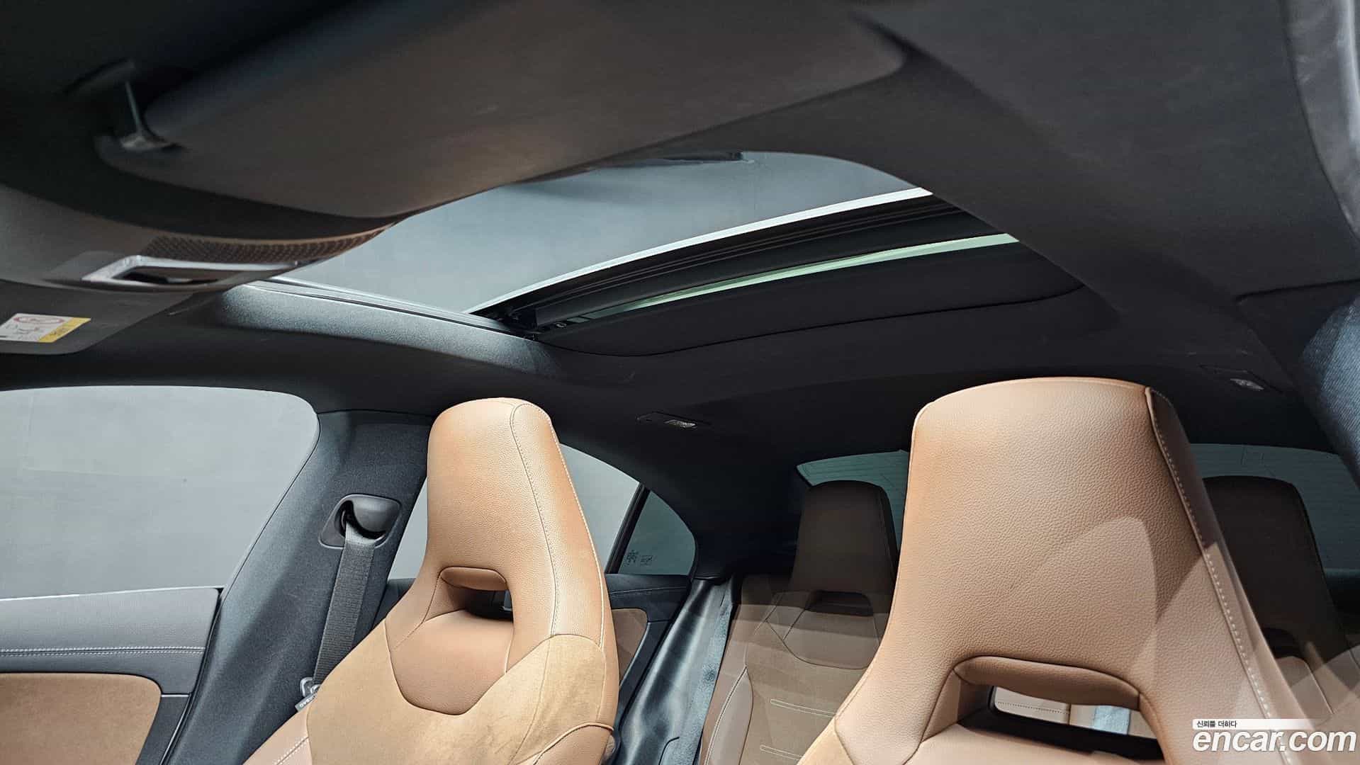 CLA-Class Mercedes-Benz 2024.4-OPTION-043