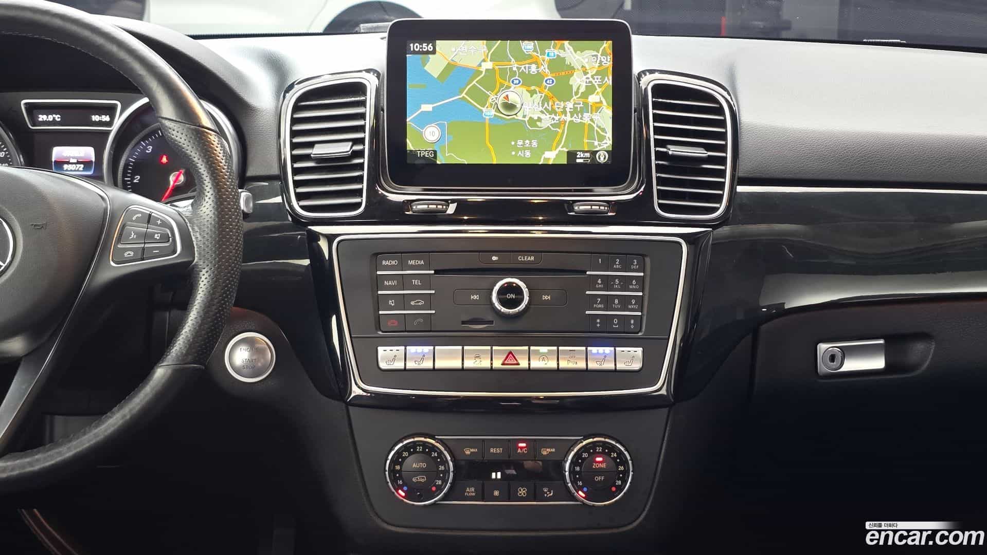GLE-Class Mercedes-Benz 2016.9-OPTION-023