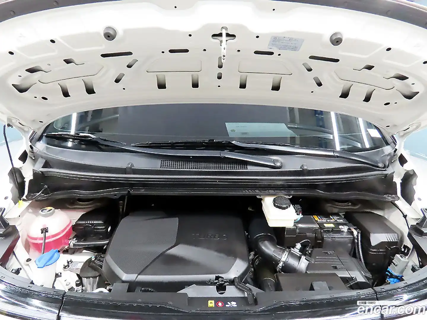 Staria Hyundai 2023.4-OPTION-024