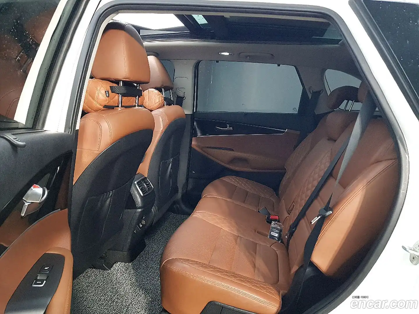 Sorento Kia 2019.5-INNER-009