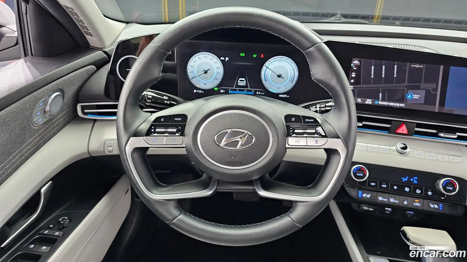 AVANTE Hyundai 2020.9-OPTION-017