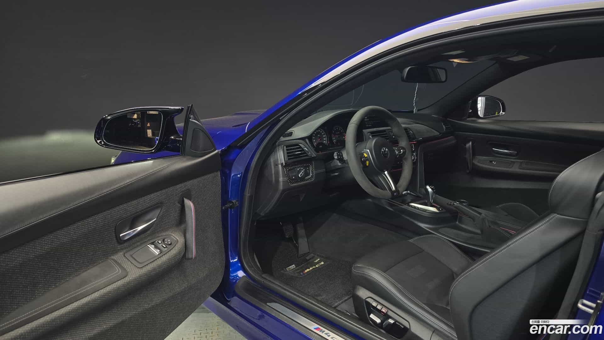 M4 BMW 2018.11-INNER-010