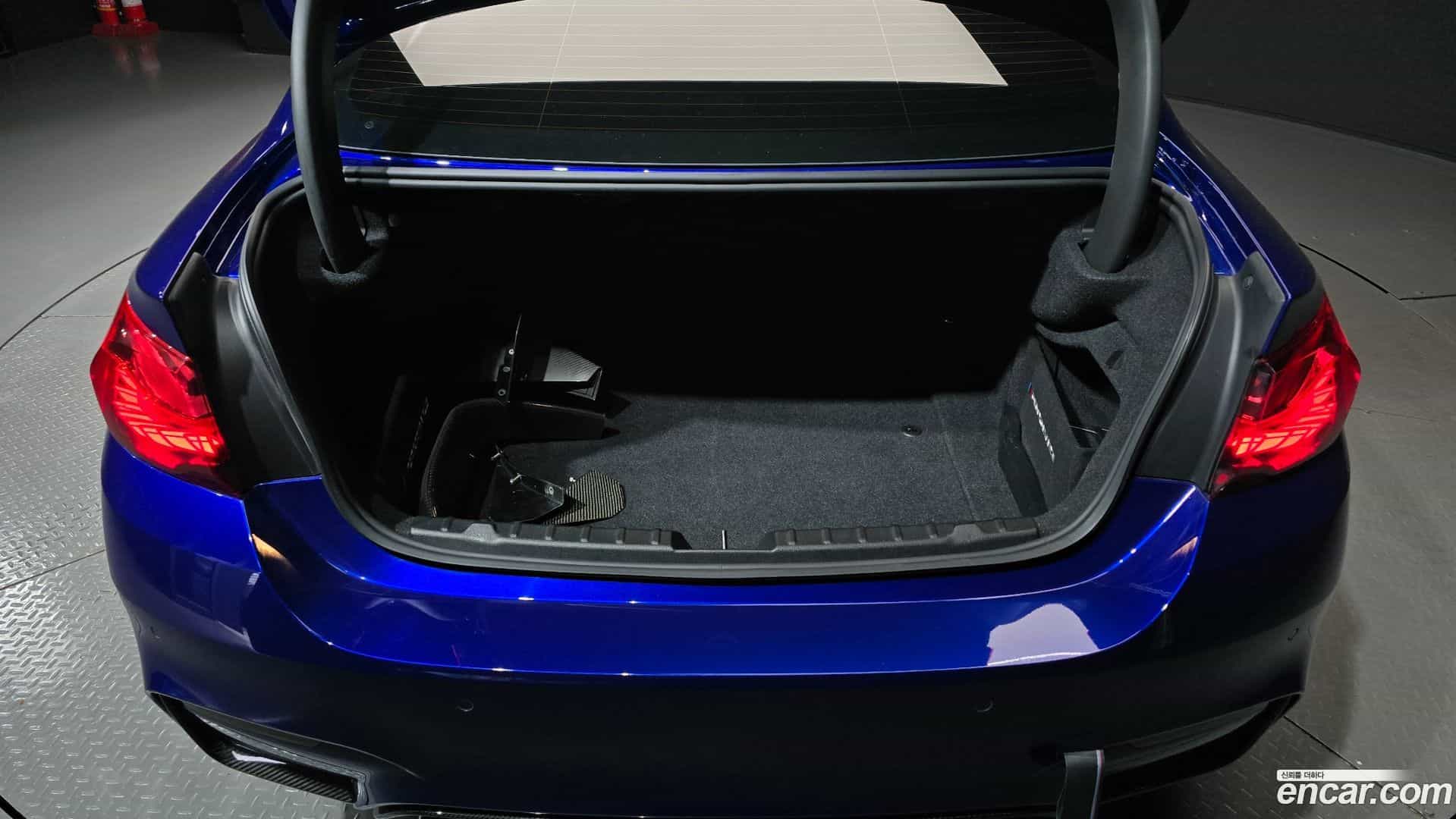 M4 BMW 2018.11-OPTION-024