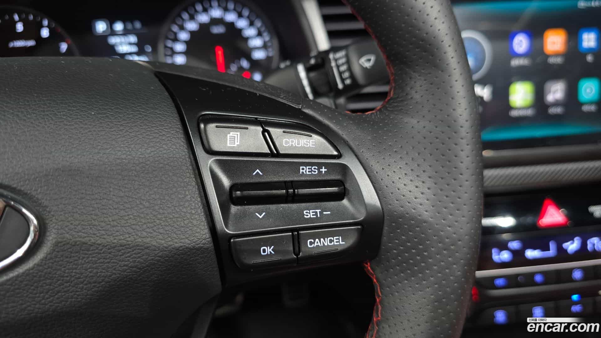 AVANTE Hyundai 2017.0-OPTION-042