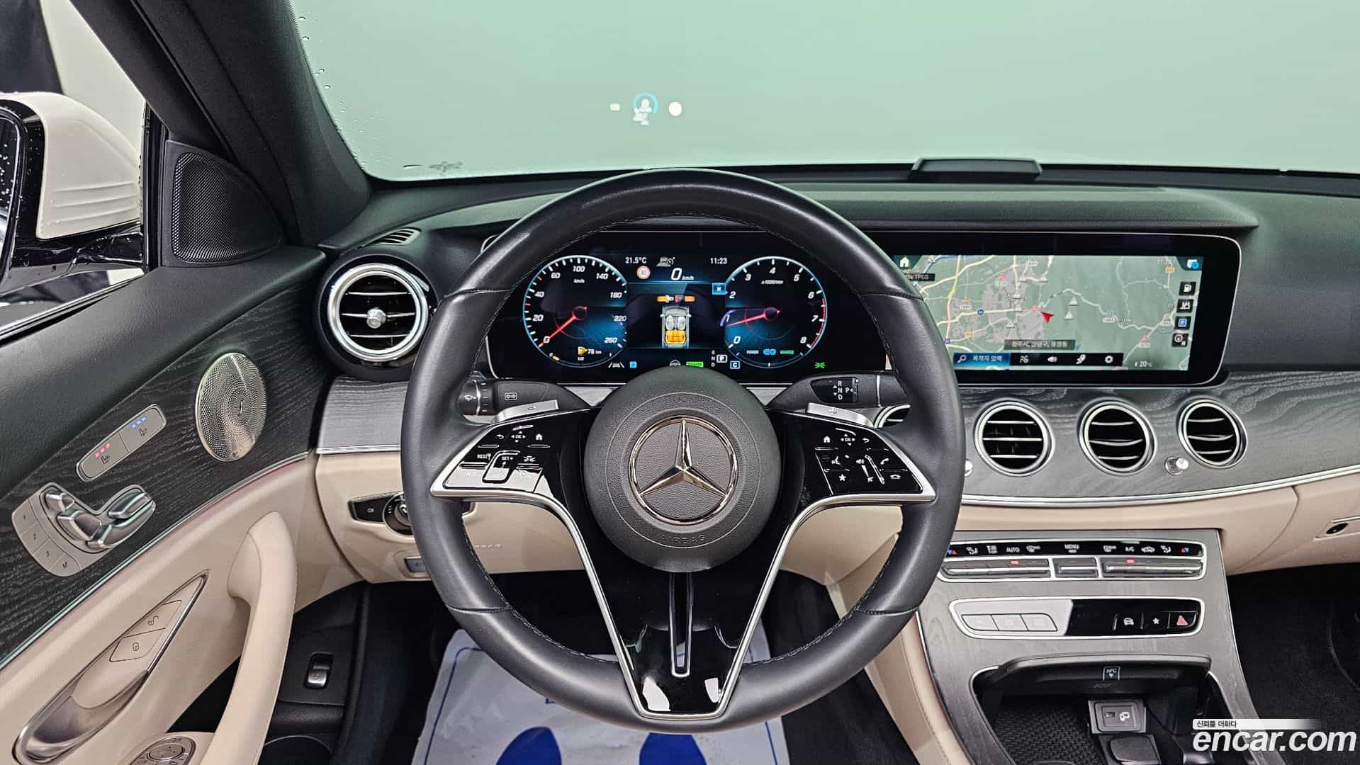 E-Class Mercedes-Benz 2022.6-OPTION-021