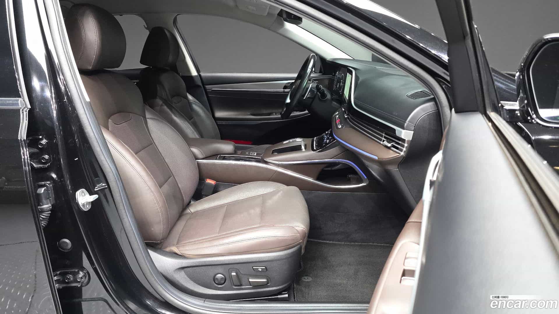 Grandeur Hyundai 2020.2-OPTION-015