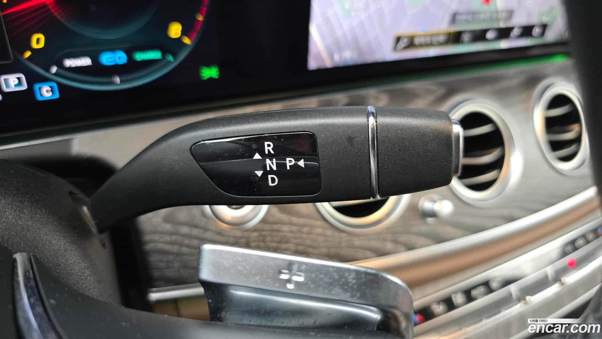 E-Class Mercedes-Benz 2022.10-INNER-009