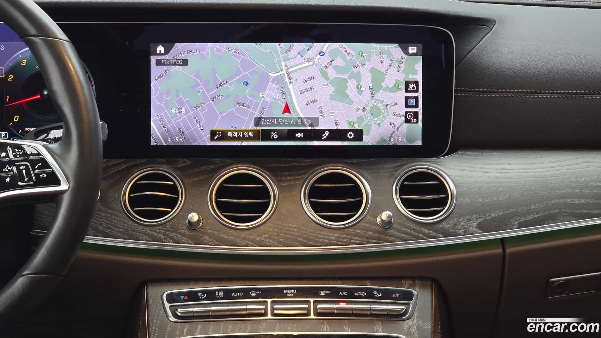 E-Class Mercedes-Benz 2022.10-OPTION-023