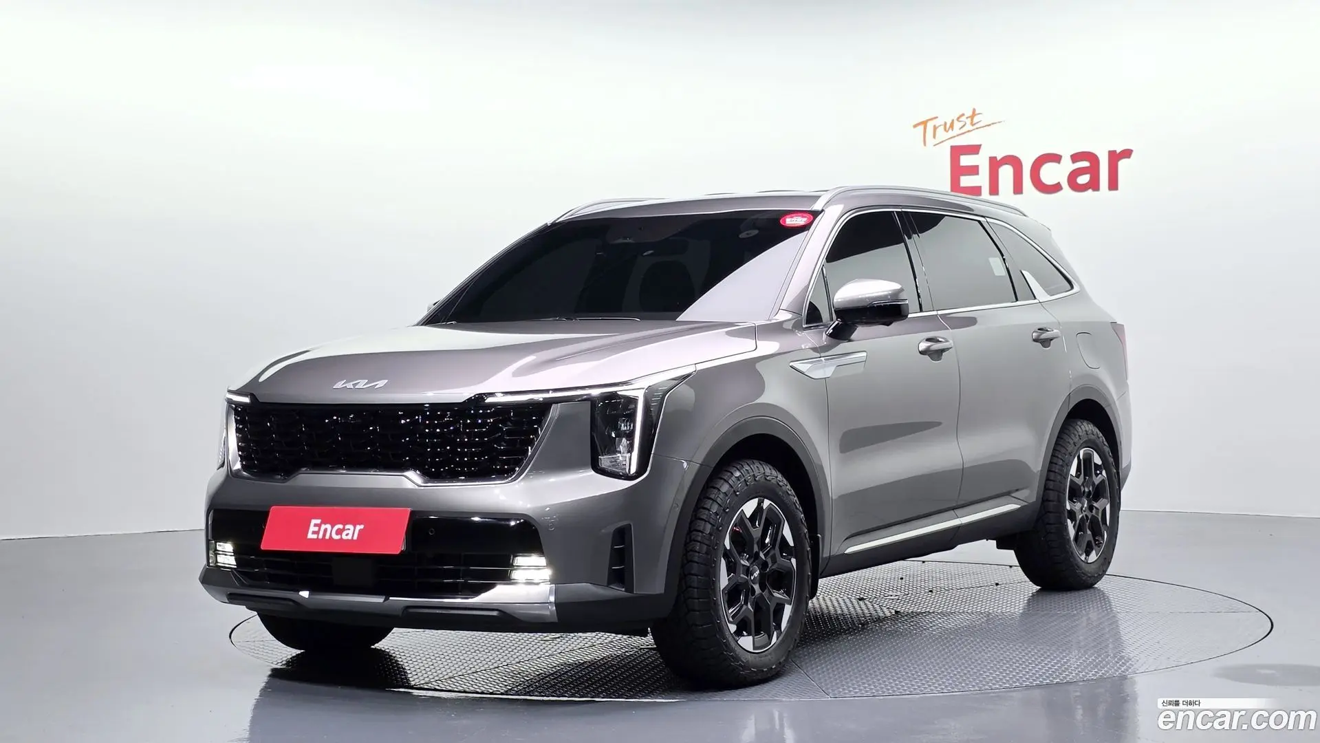 Main__Slider__Photo:Sorento Kia 2025.10-0