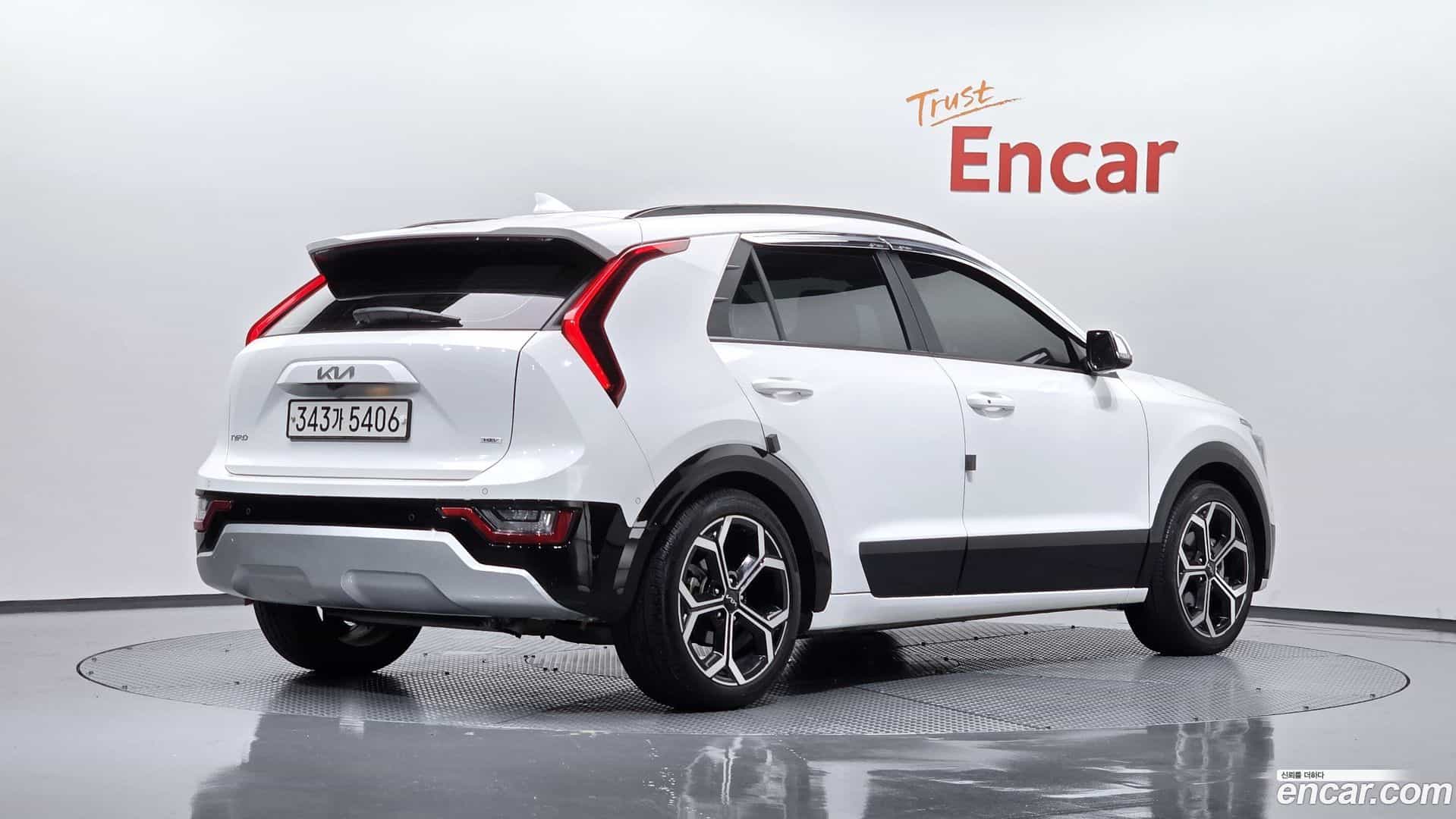 Niro Kia 2023.9-OUTER-002