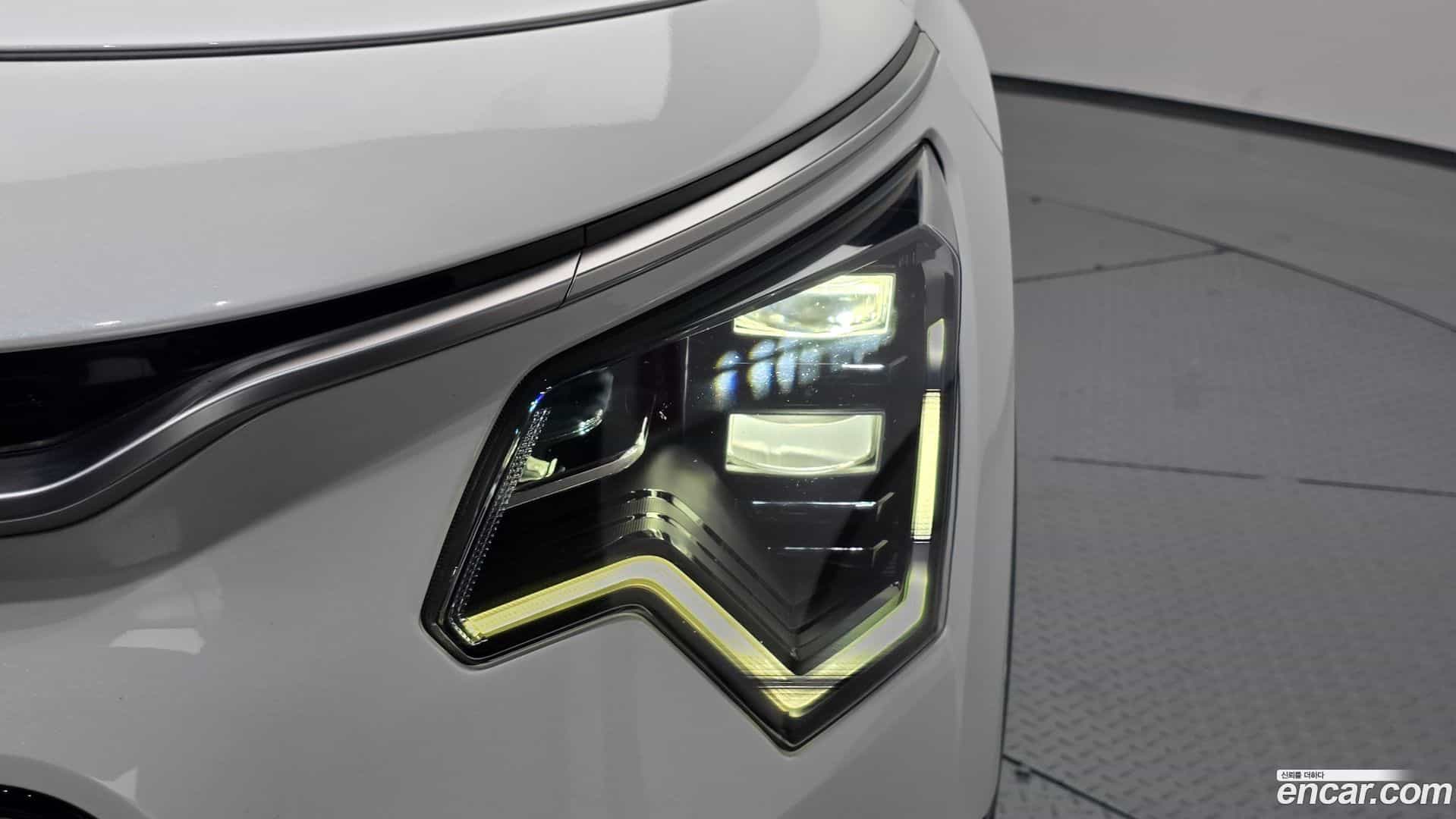 Niro Kia 2023.9-OUTER-032