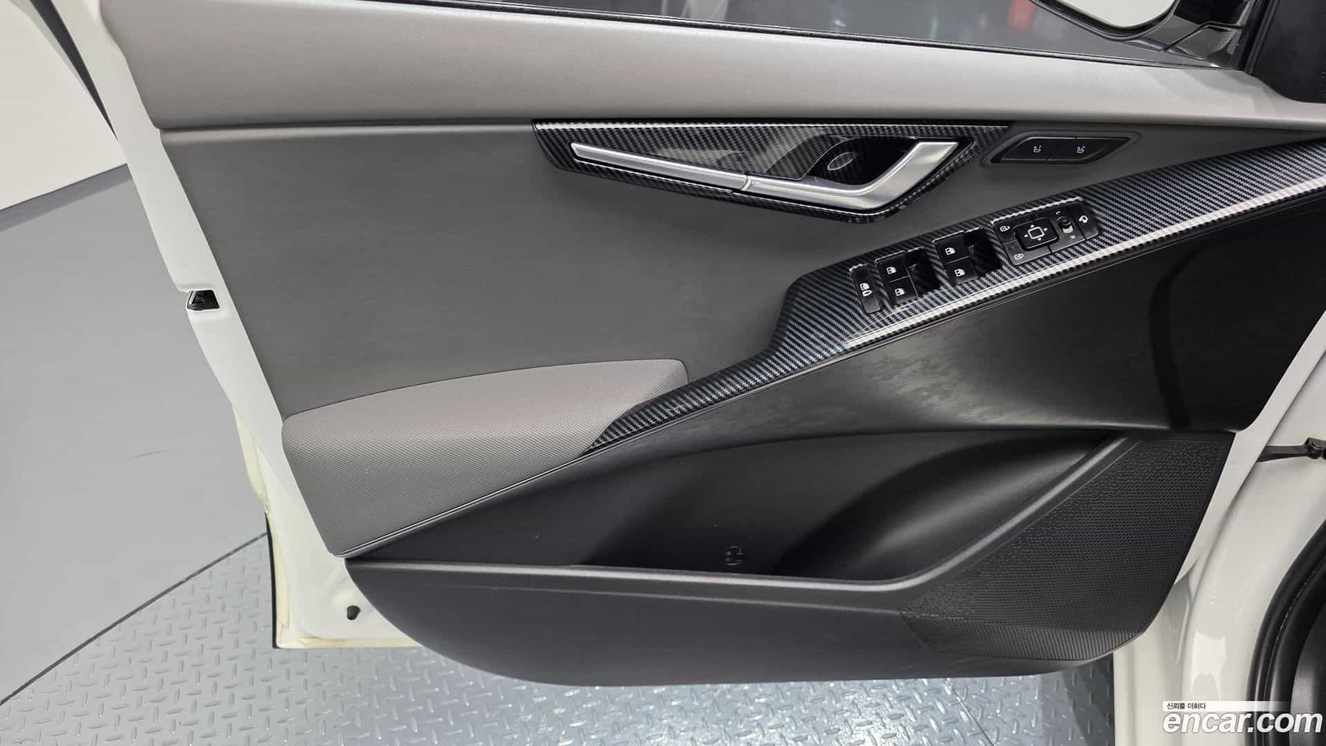 Niro Kia 2023.9-INNER-034